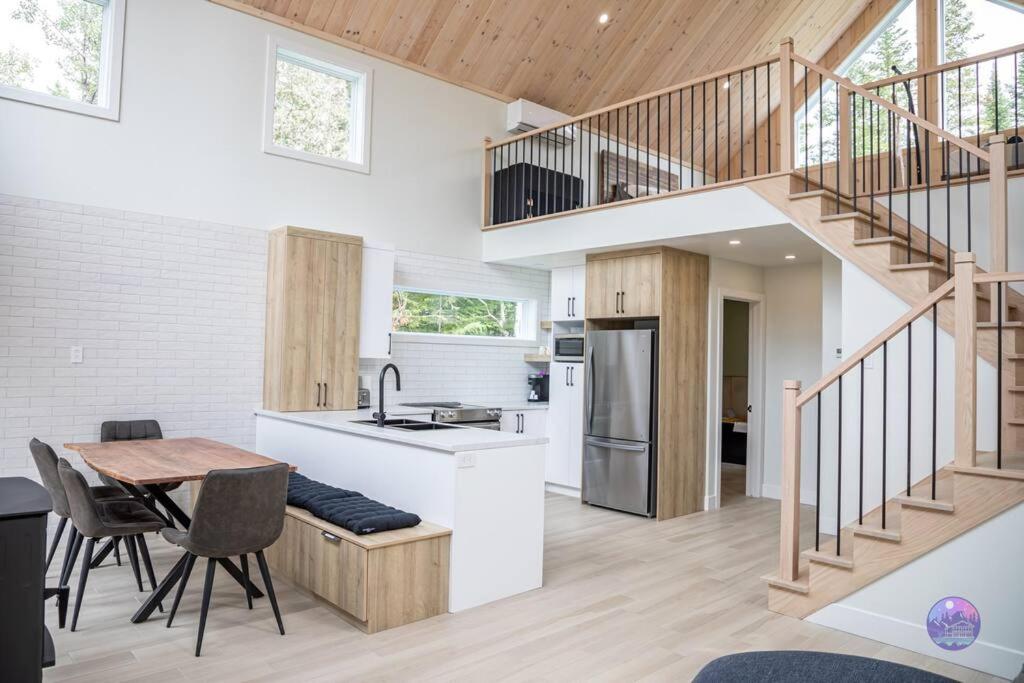 Three-Bedroom Chalet photo 2