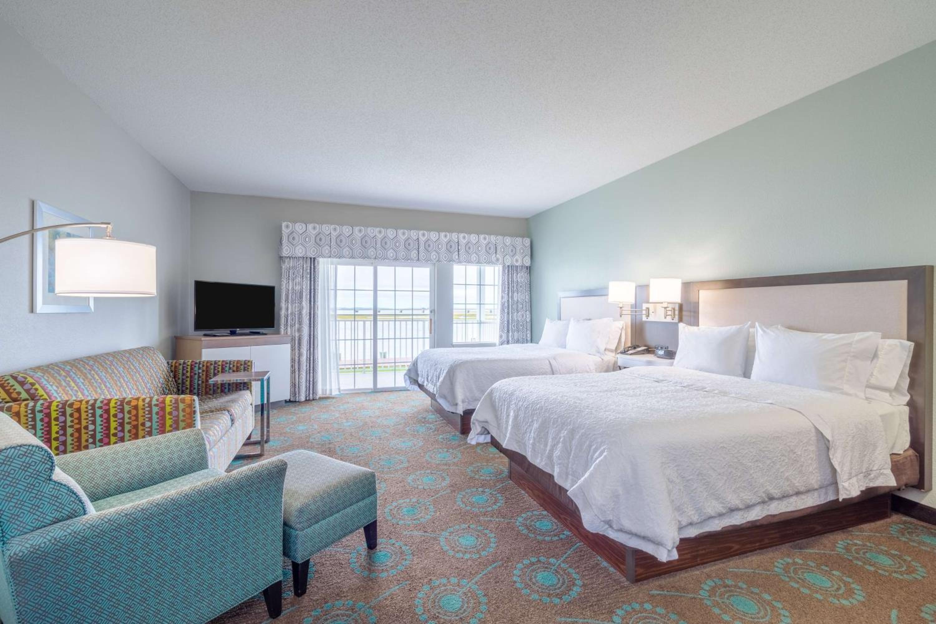 Studio Suite with Two Queen Beds - Non-Smoking - Photo 5