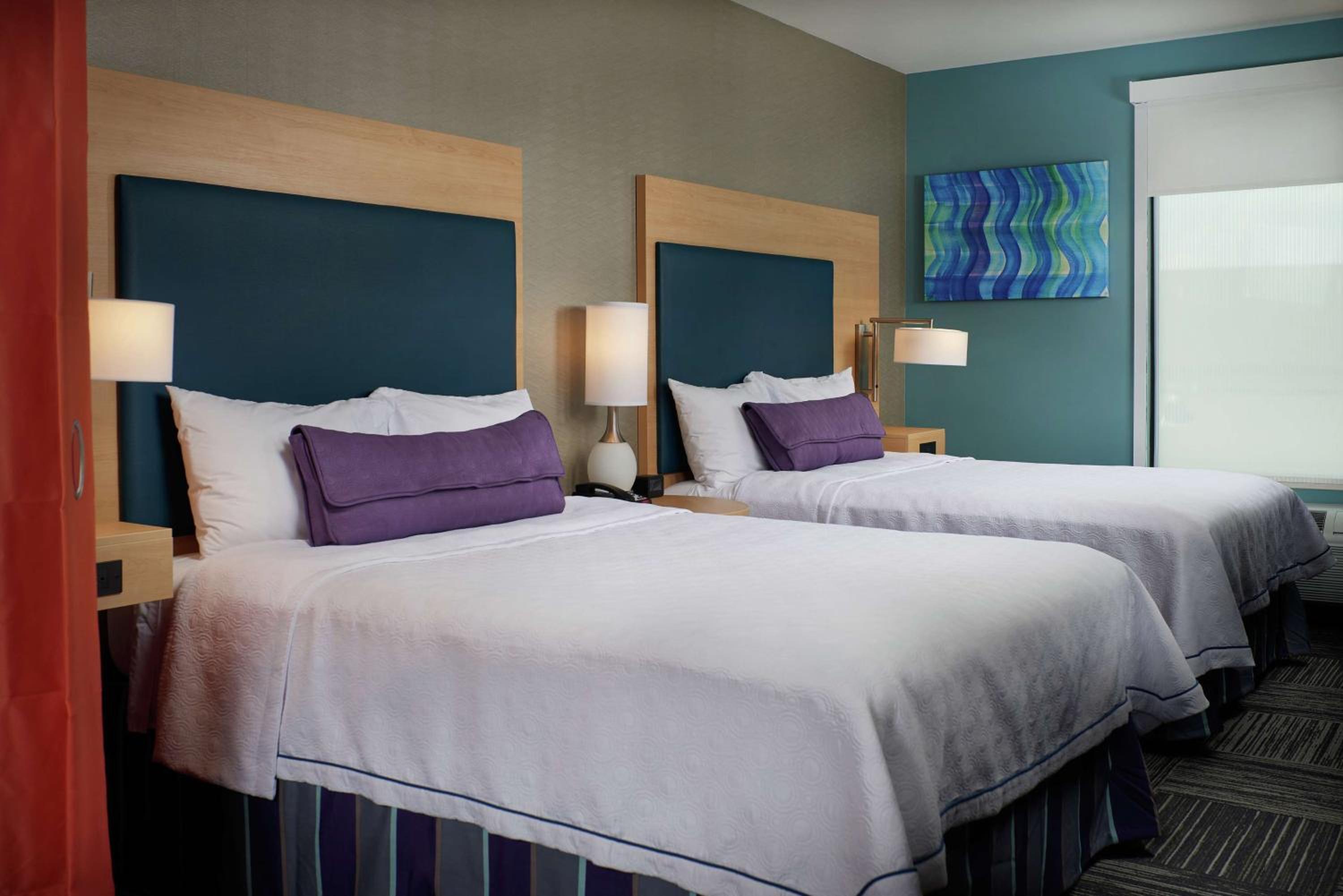 Studio Suite with Two Queen Beds - Hearing Access/Non-Smoking