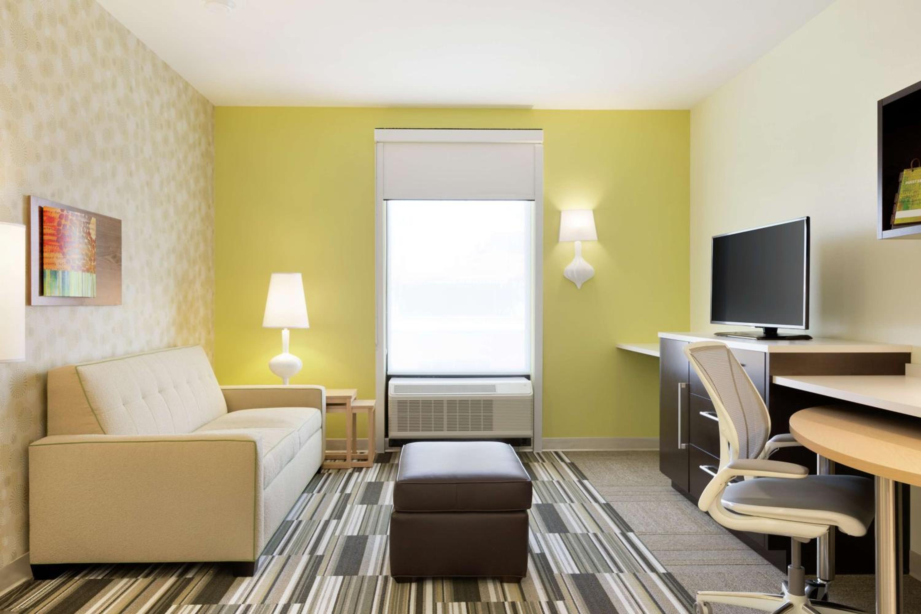 King Studio Suite - Hearing Access/Non-Smoking photo 3