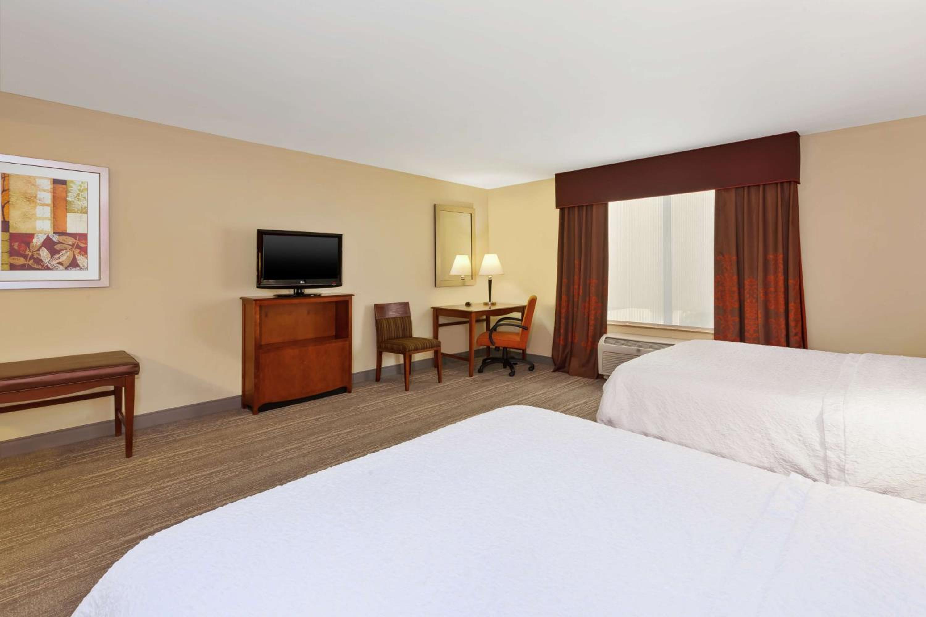Room with Two Queen Beds - Non-Smoking - Photo 1