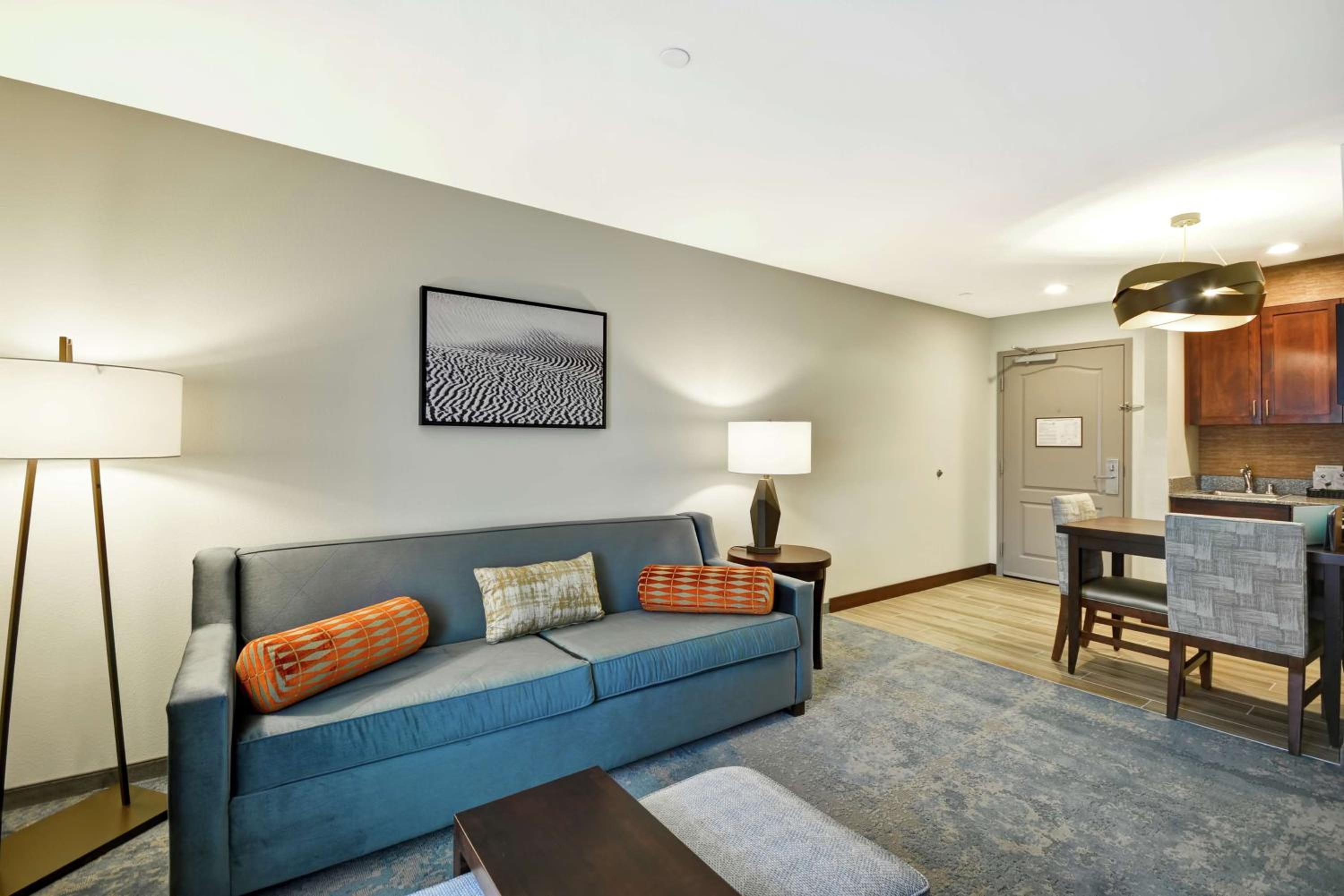 One-Bedroom King Suite - Non-Smoking - Photo 1