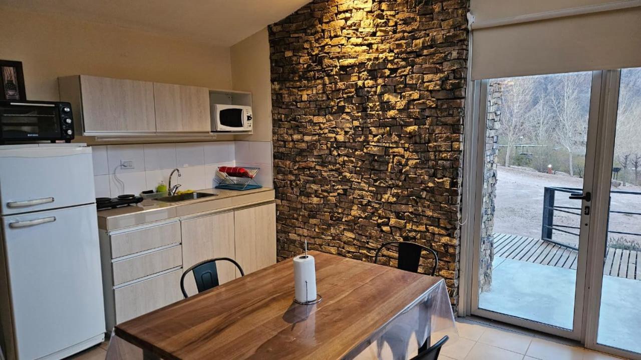 One-Bedroom House photo 2