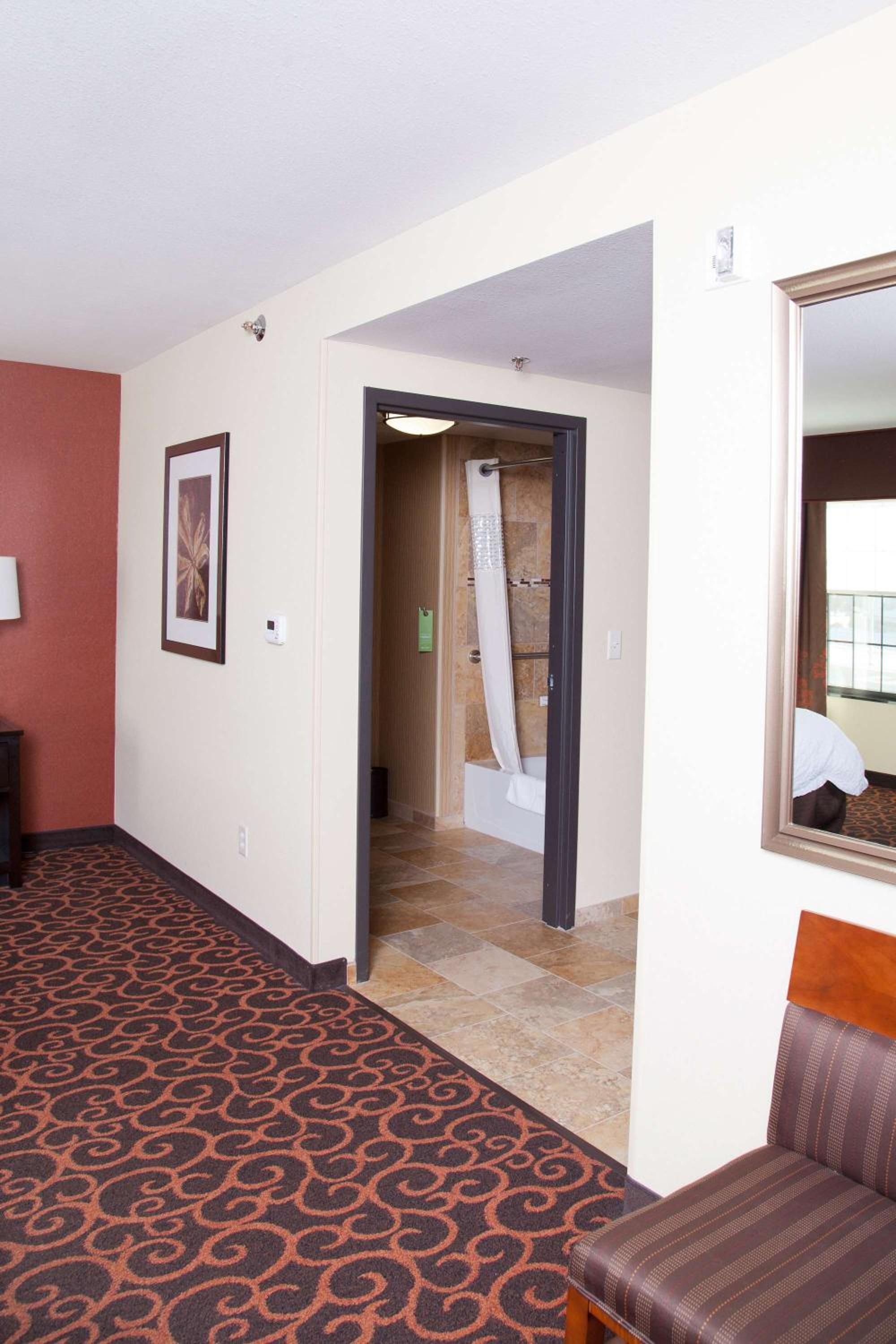 King Studio Suite - Mobility Access/Non-Smoking photo 2