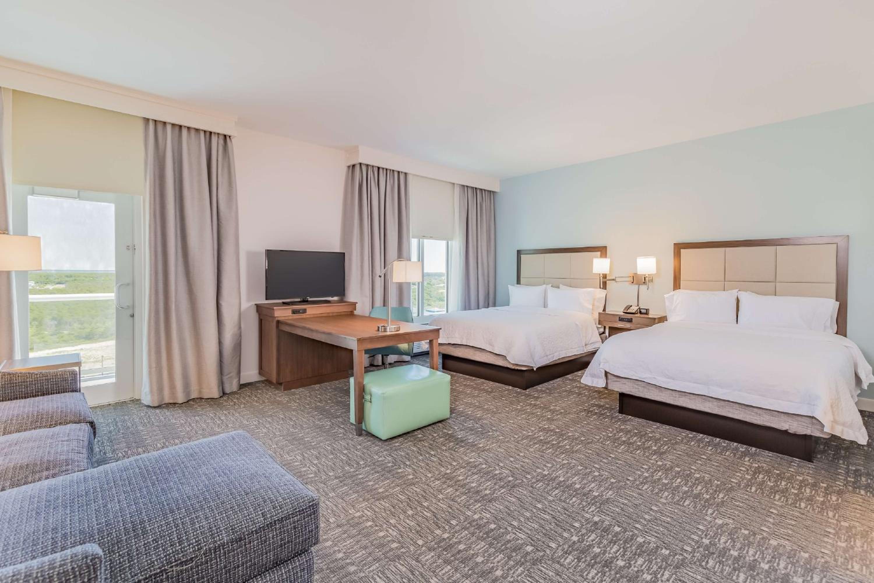 Queen Studio Suite with Roll-in Shower and Two Queen Beds - Mobility Accessible - Non-Smoking
