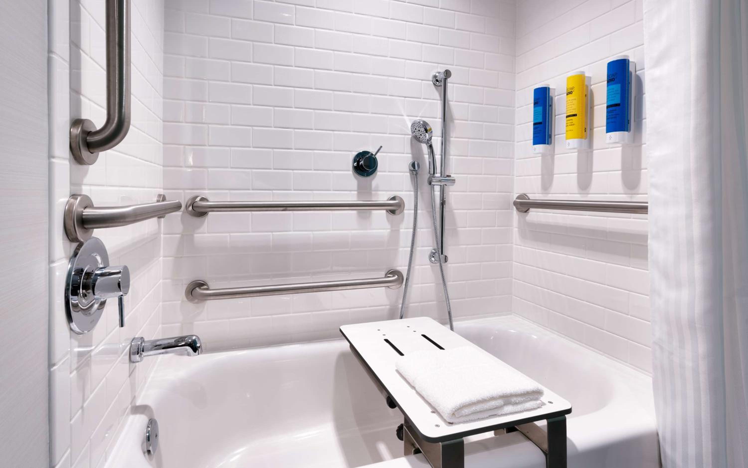 King Room with Tub - Hearing Accessible  - Photo 4
