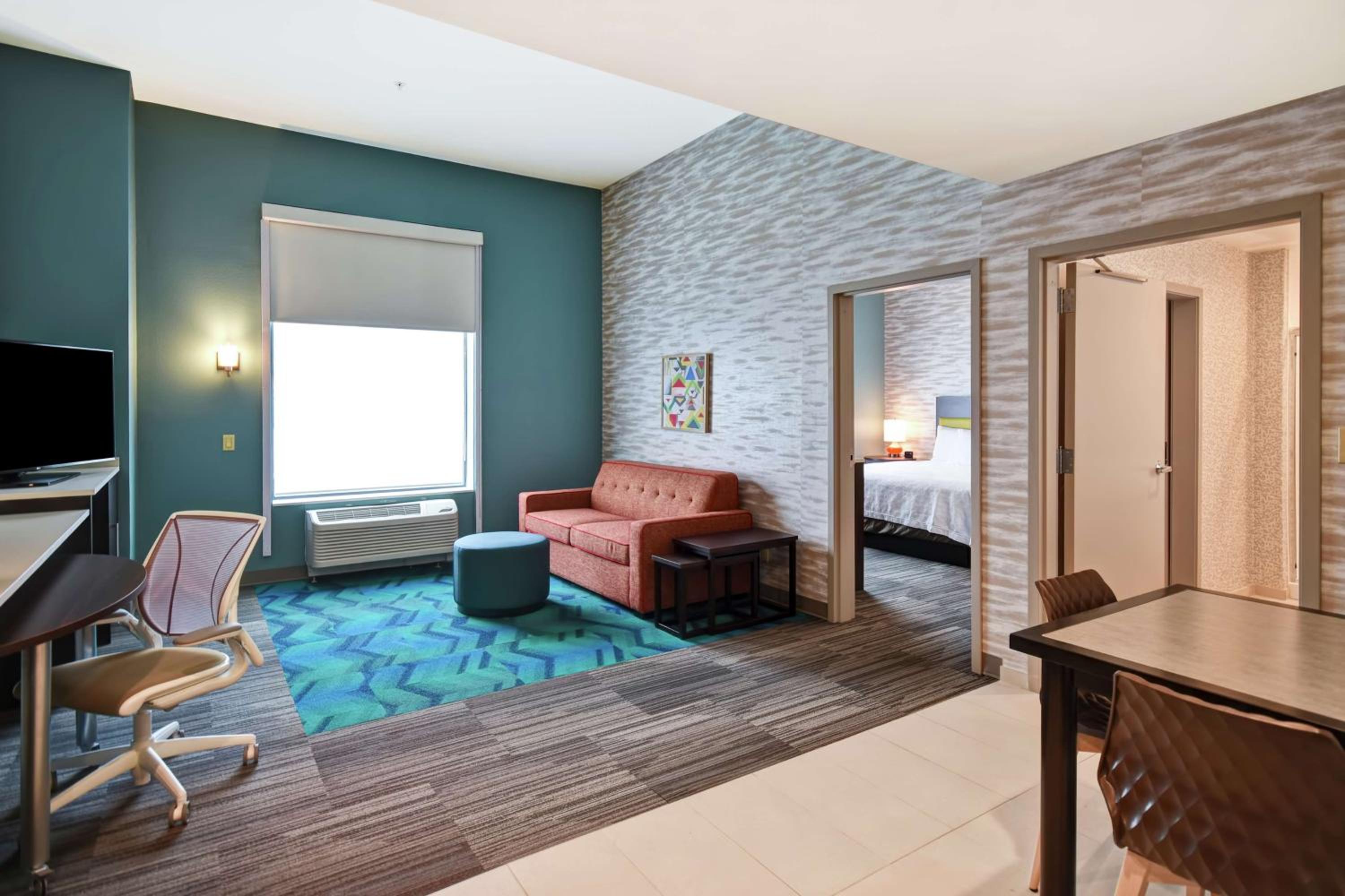 One-Bedroom King Suite - Non-Smoking - Photo 2