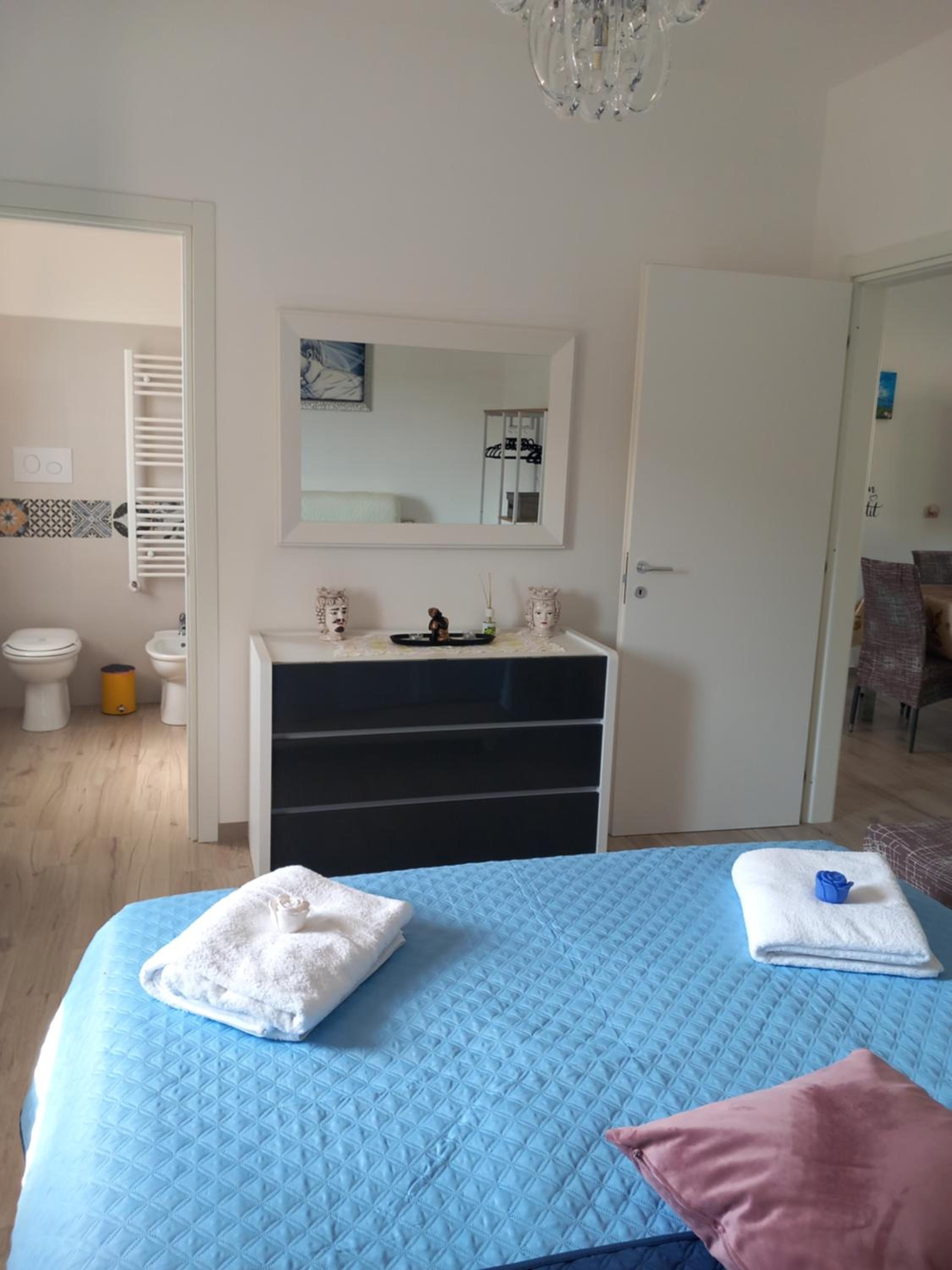 One-Bedroom Apartment with Garden