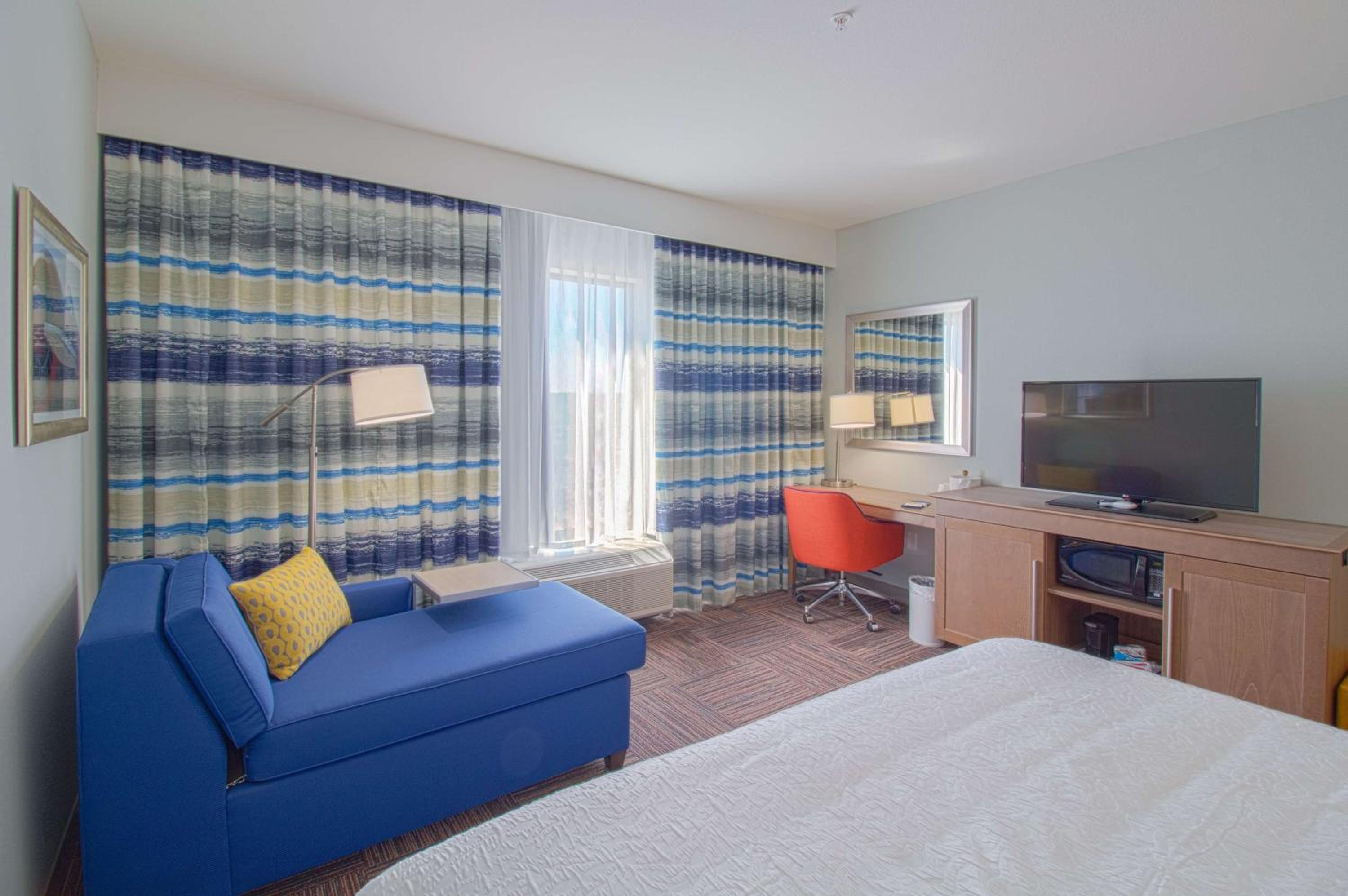 King Room - Hearing Access/Non-Smoking photo 2