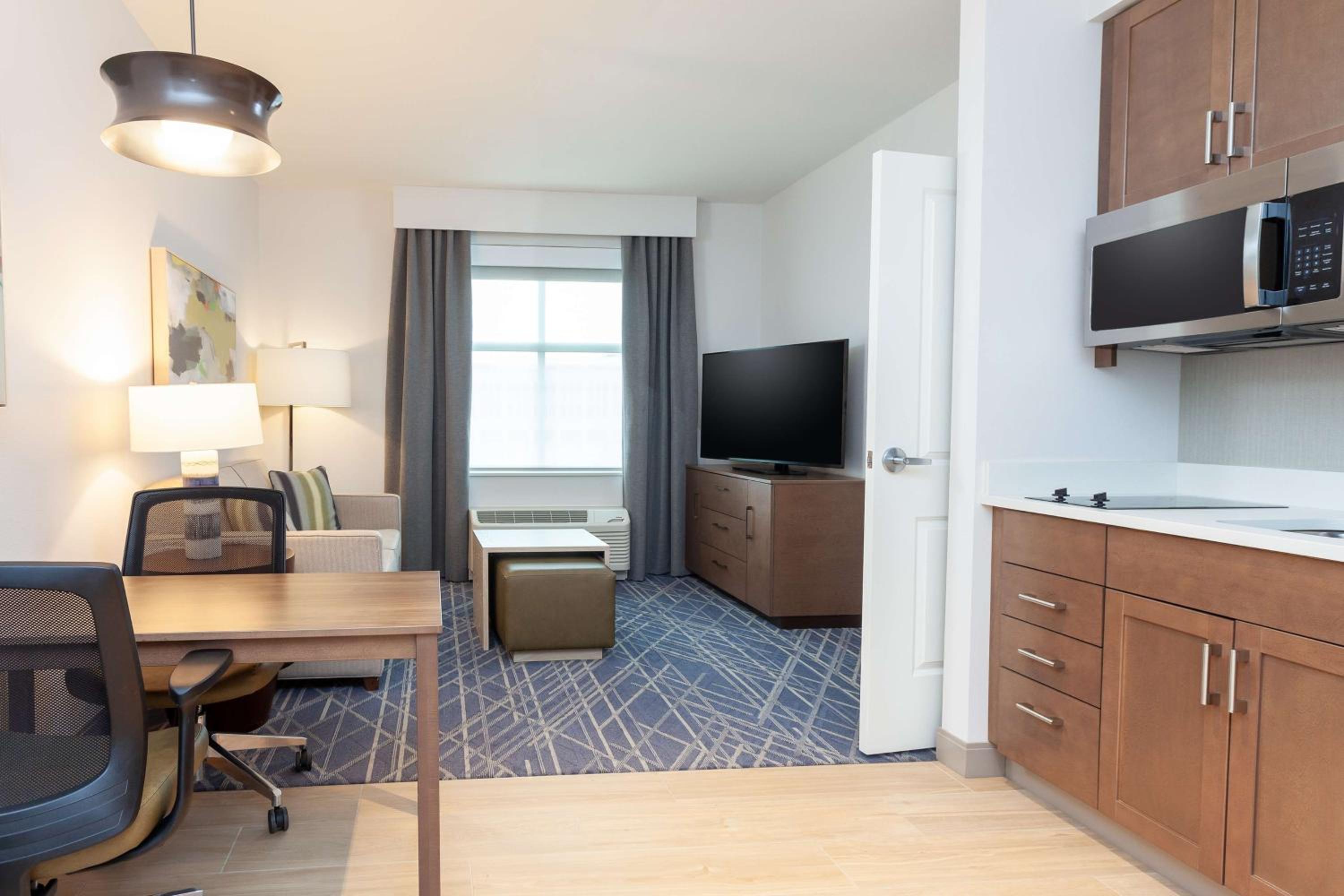 Queen Suite with Two Queen Beds - Hearing Accessible
