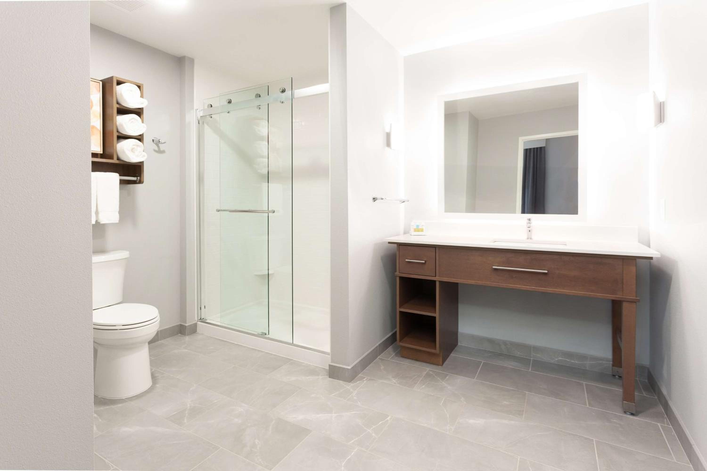 Wellness King Studio Suite