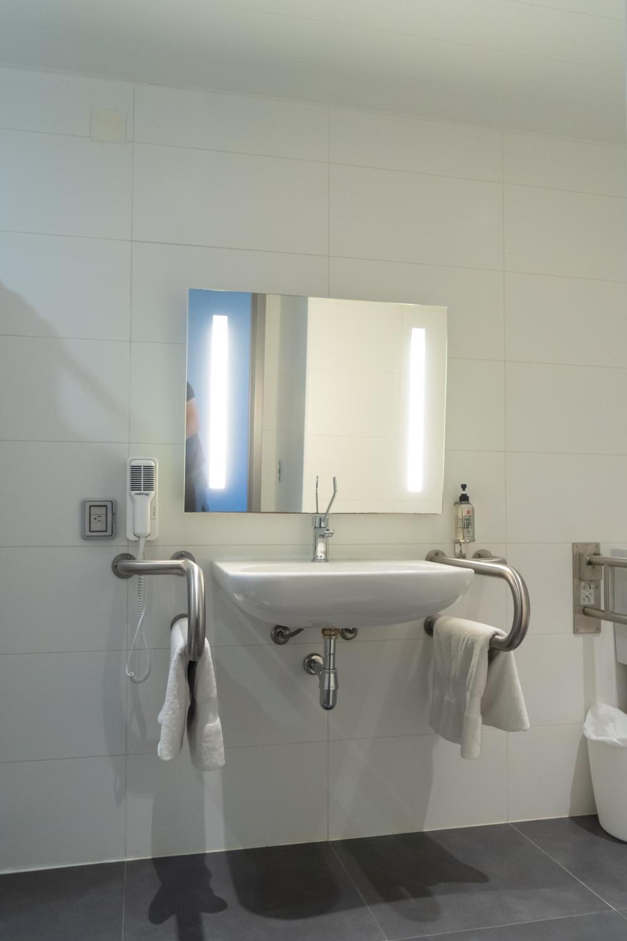 Standard Room - Photo 5
