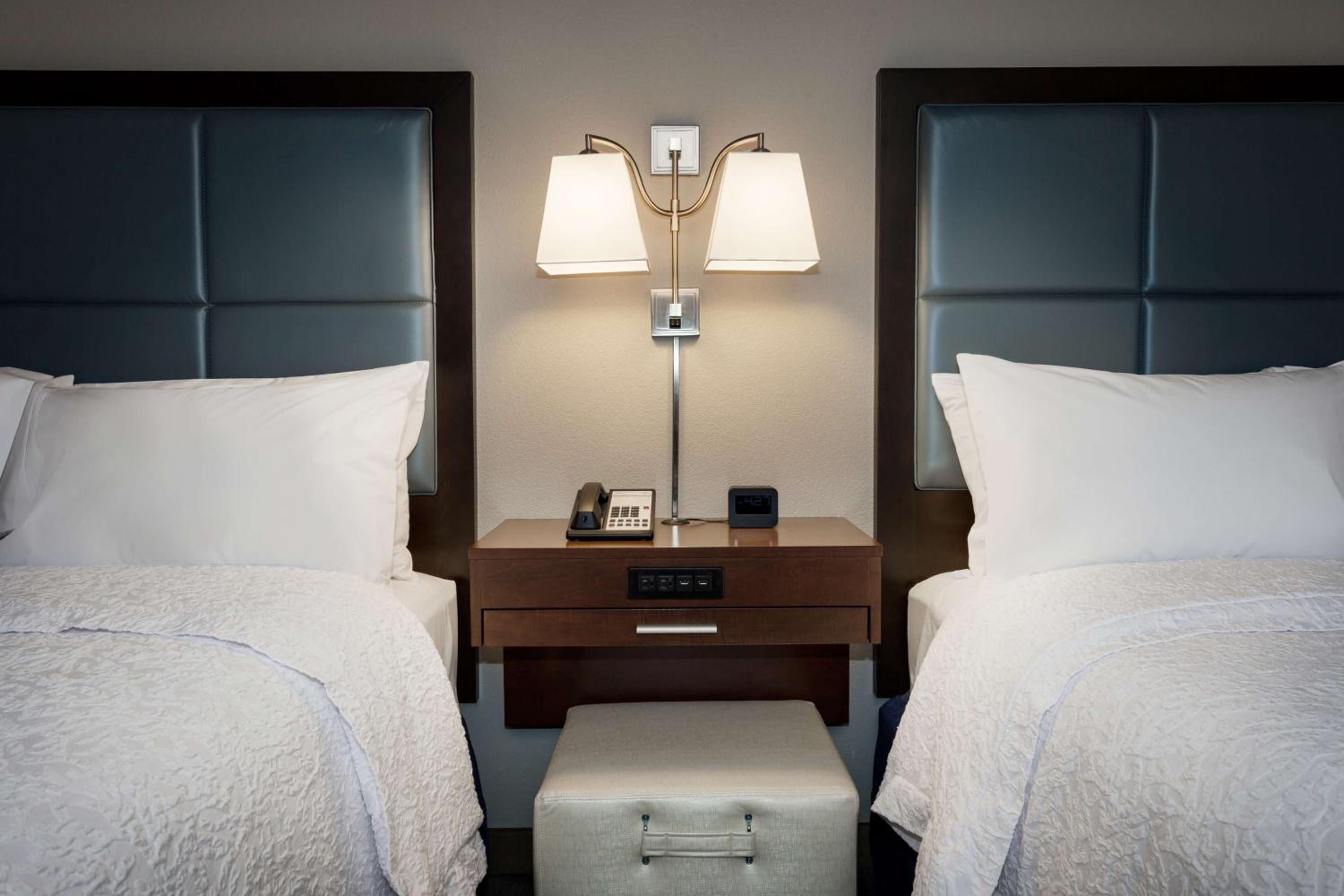 Queen Room with Two Queen Beds (4 Adults)