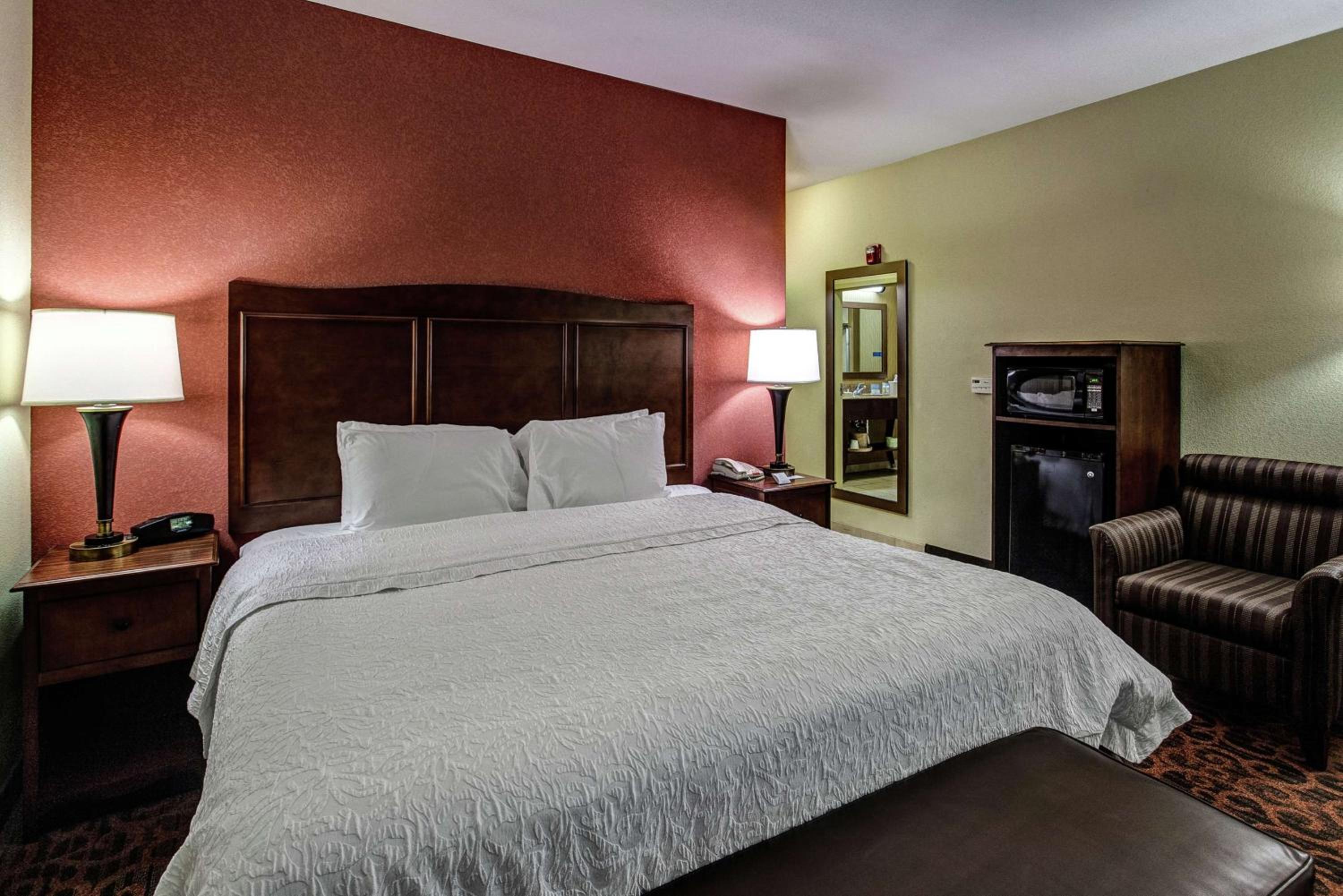 King Room - Hearing Access/Non-Smoking - Photo 4