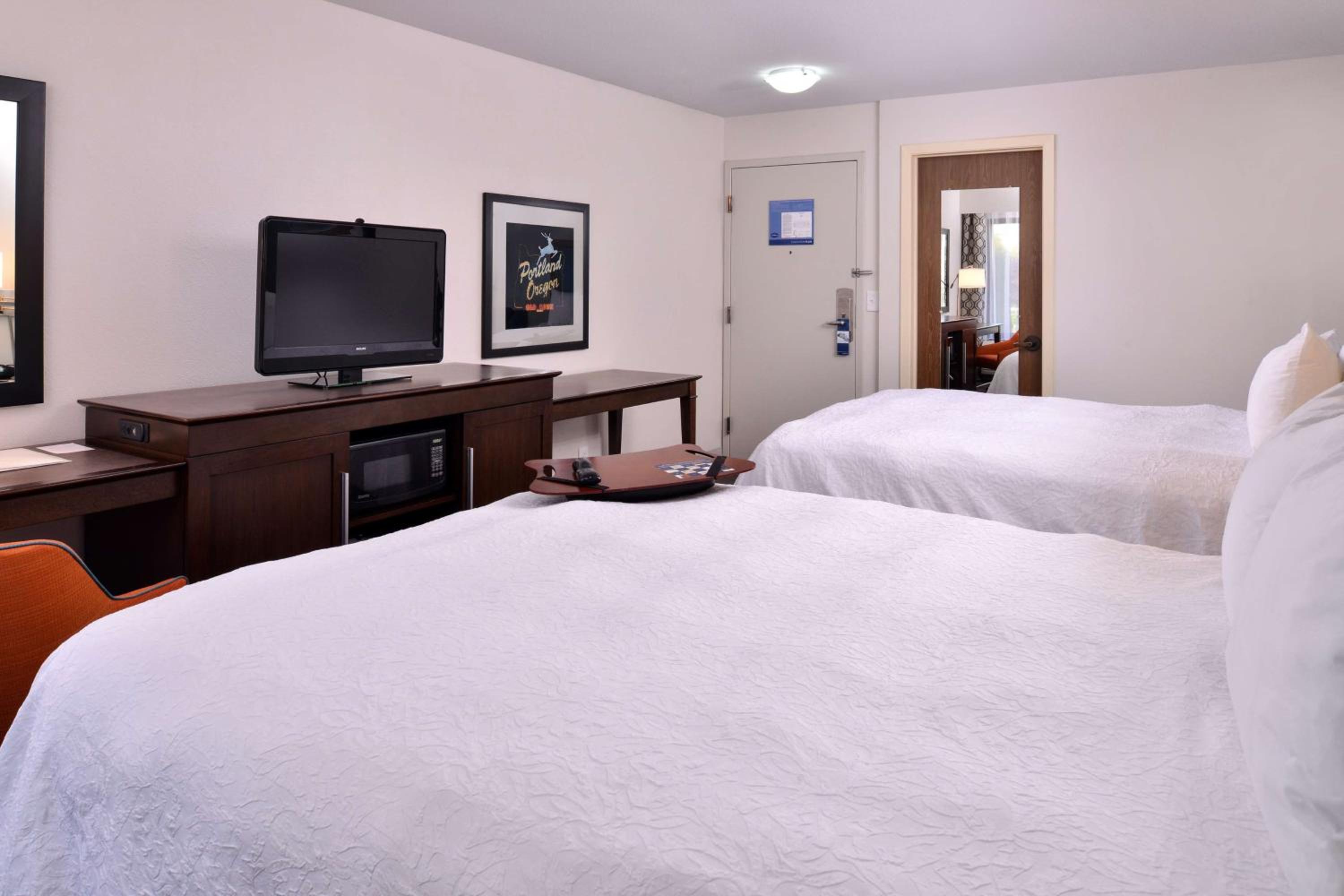 Room with Two Queen Beds - Non-Smoking