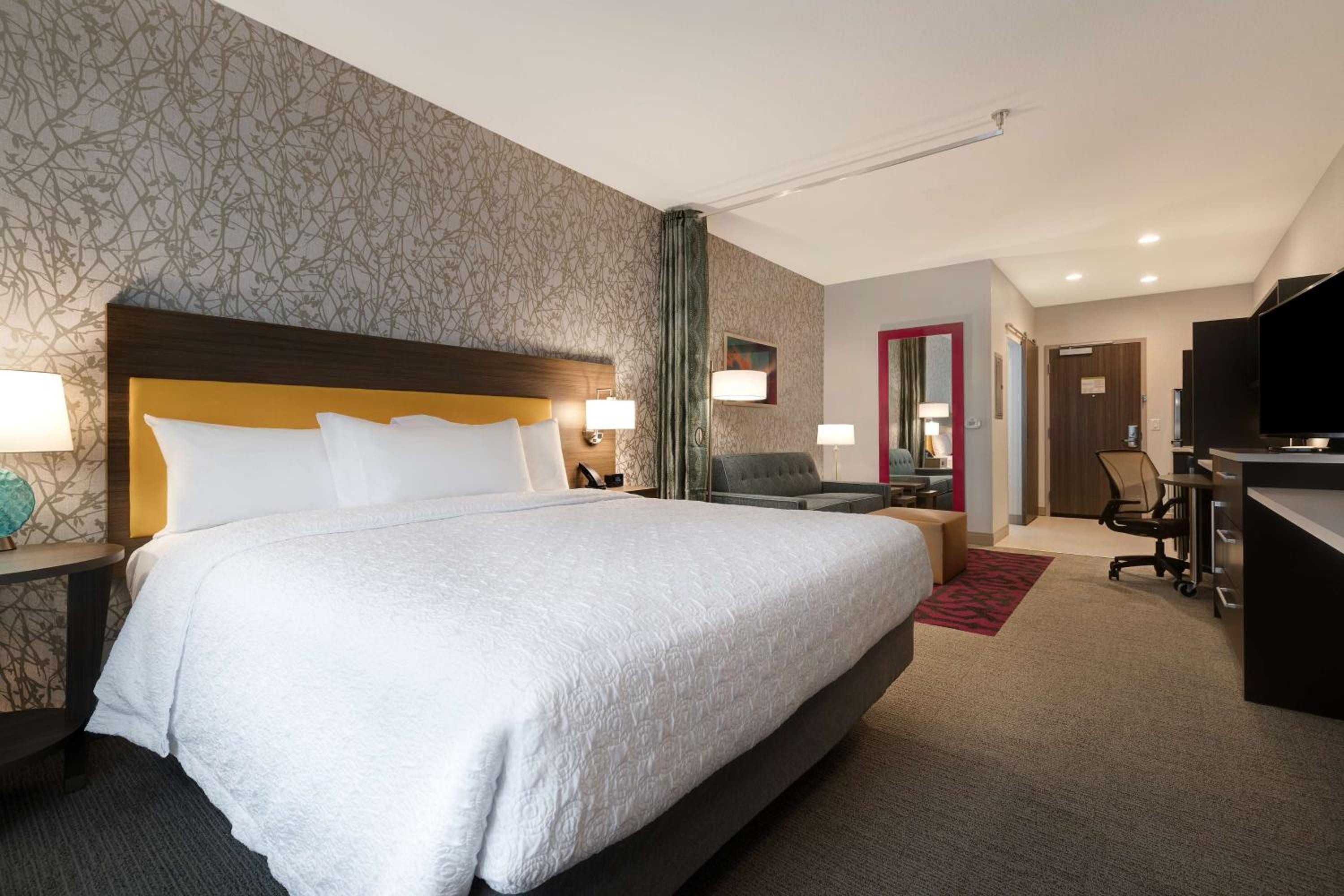 King Studio Suite - Photo 2
