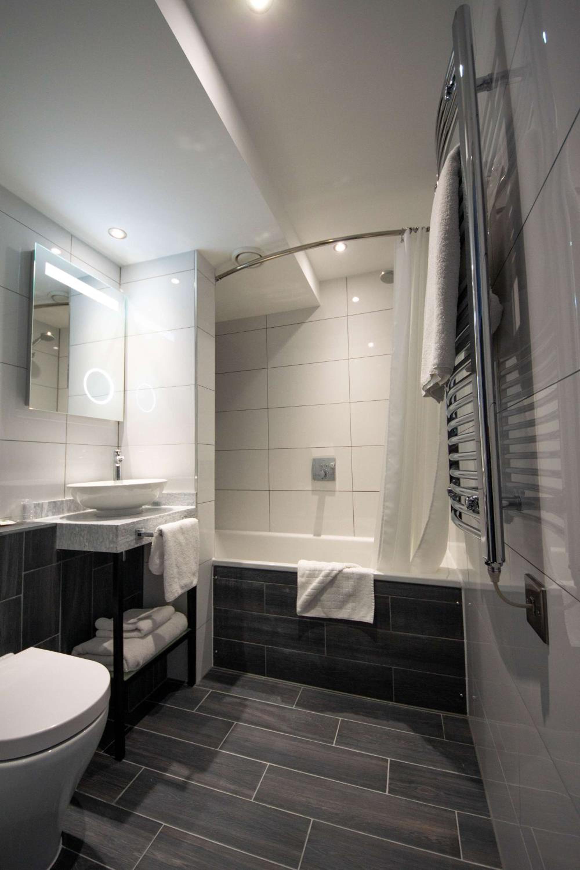 Cozy Double Room - Non-Smoking - Photo 6
