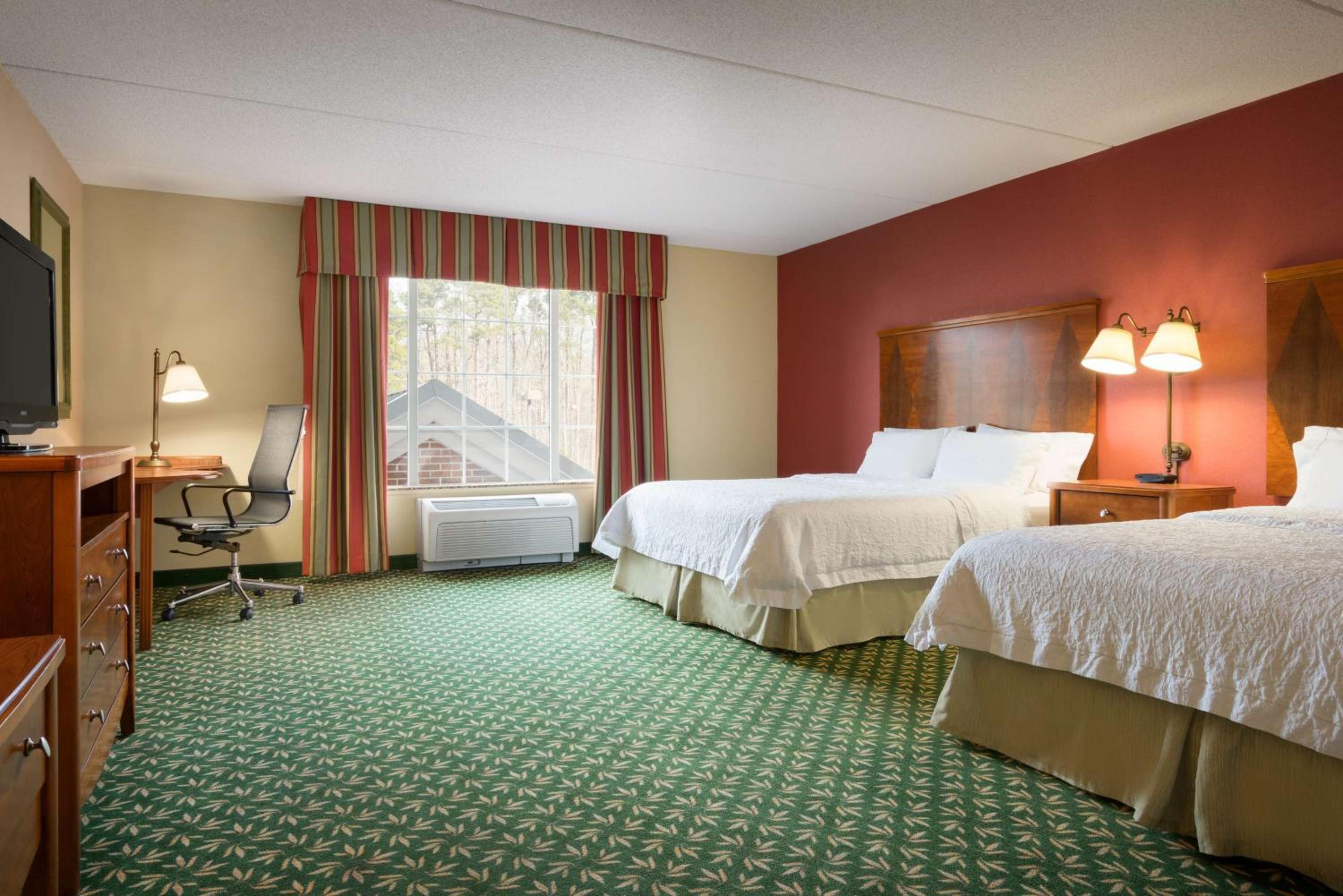Queen Room with Two Queen Beds - Mobility and Hearing Access/Non-Smoking