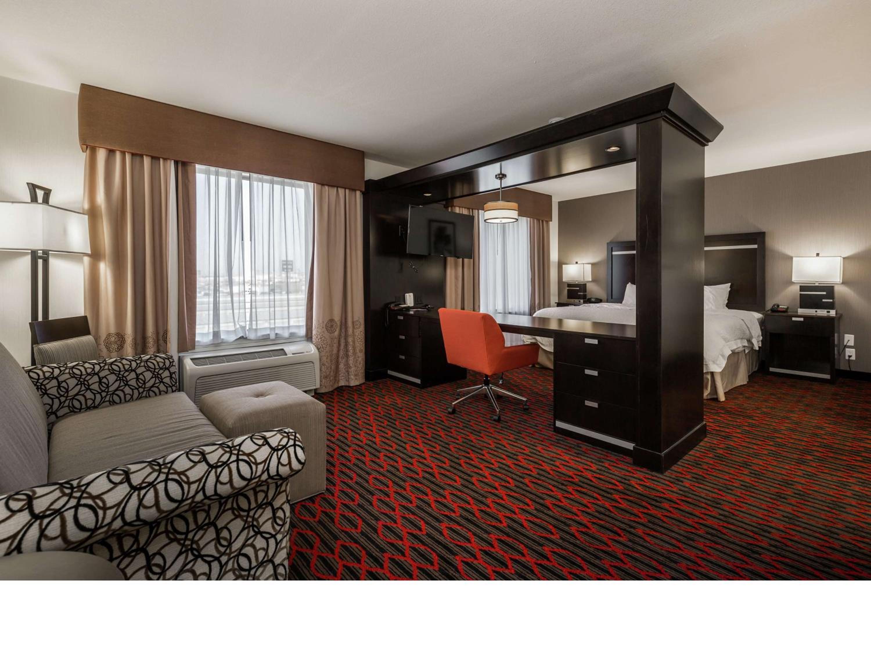 King Studio Suite - Non-Smoking - Photo 1
