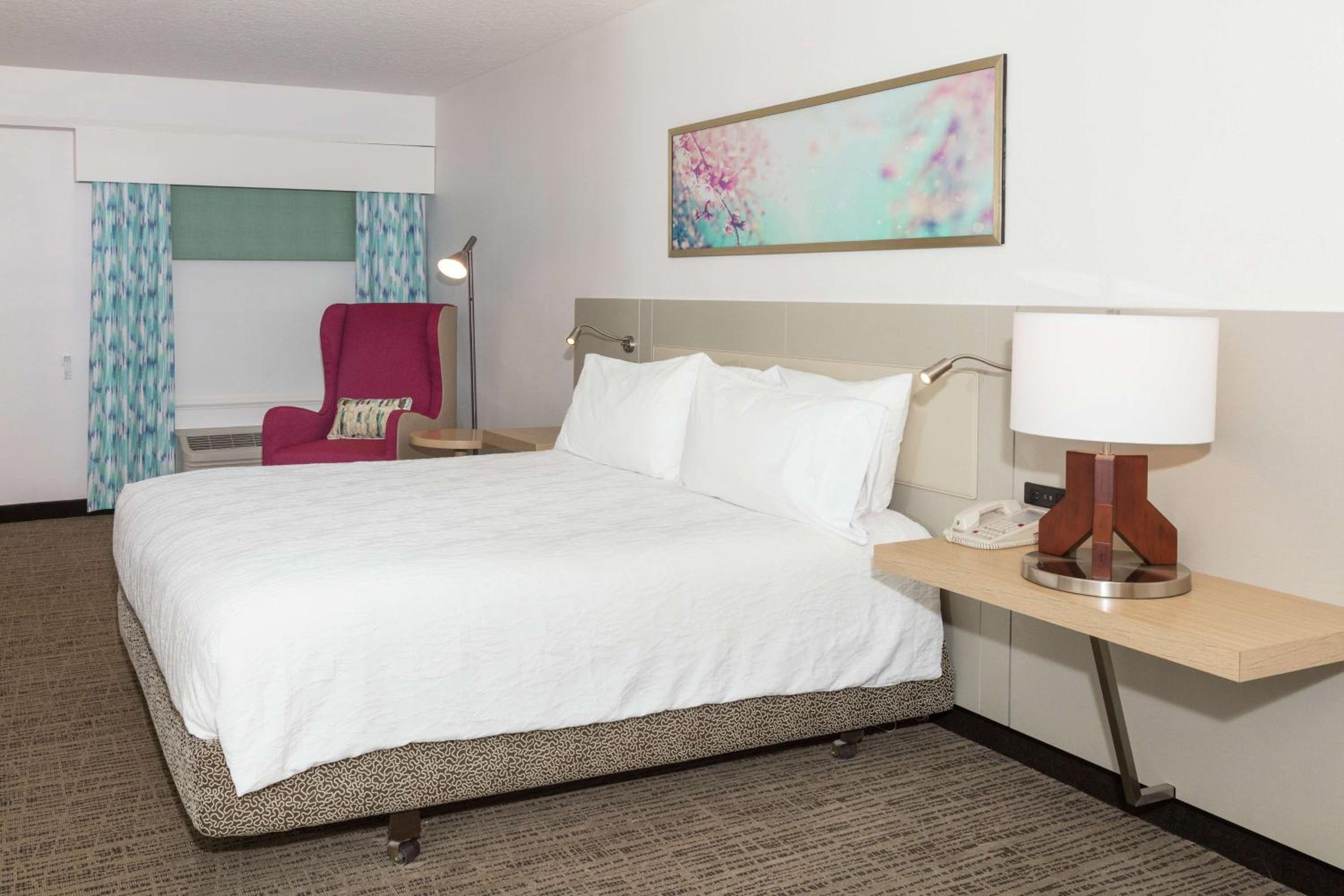King Room - Hearing Access - Photo 3