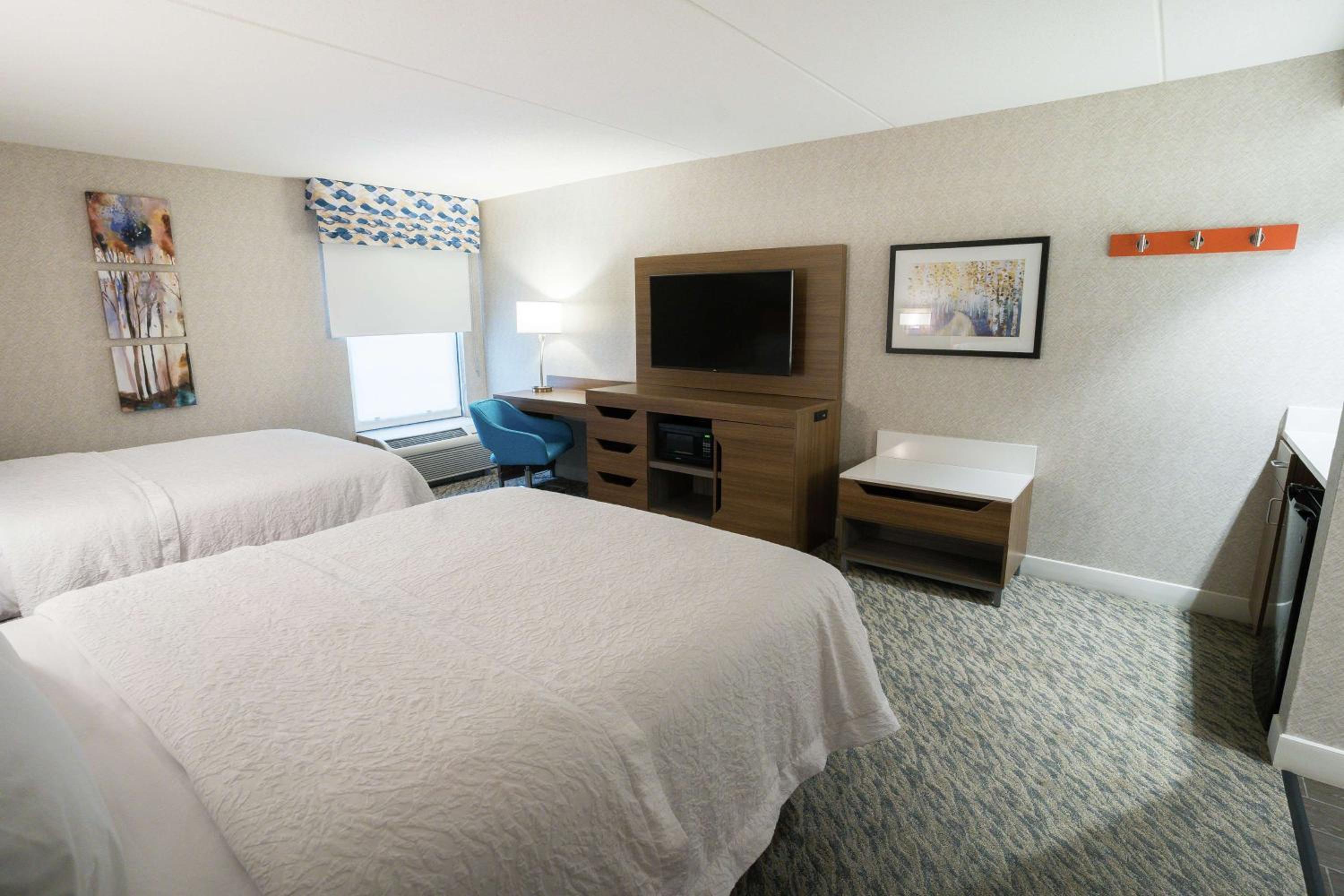 Large Queen Room with Two Queen Beds - Photo 1