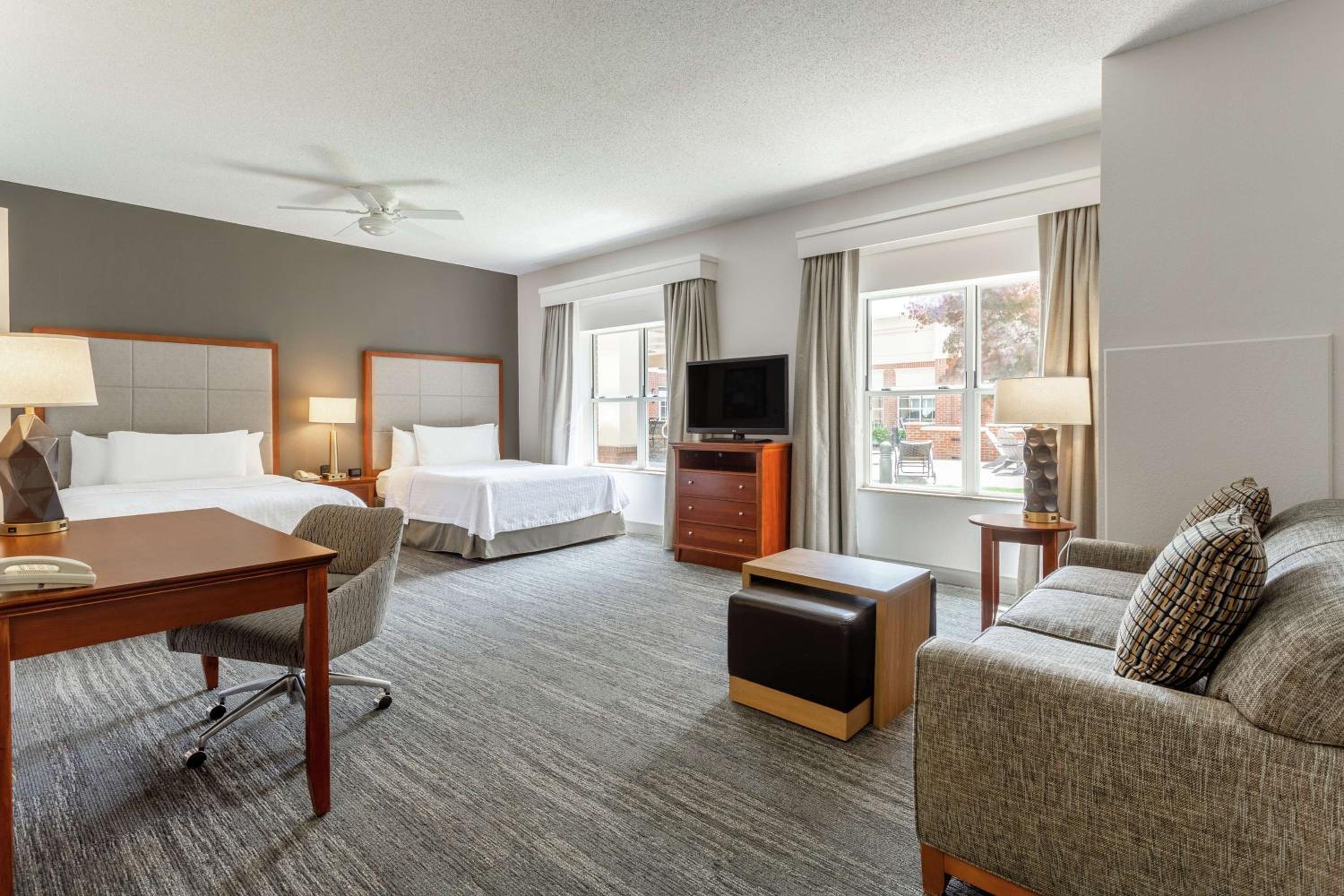 Queen Studio Suite with Two Queen Beds - Non-Smoking