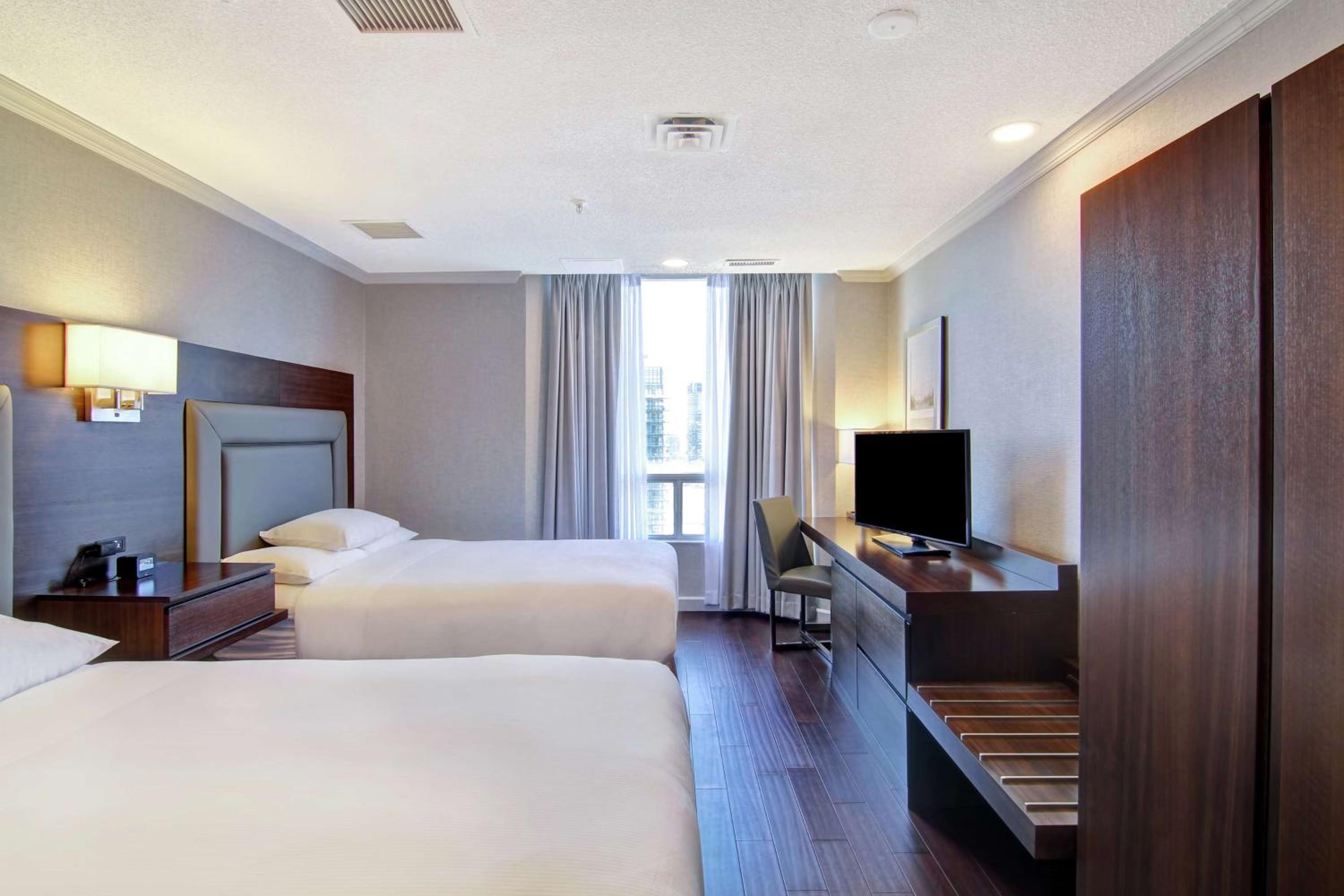 Double Room with Two Double Beds - Photo 1