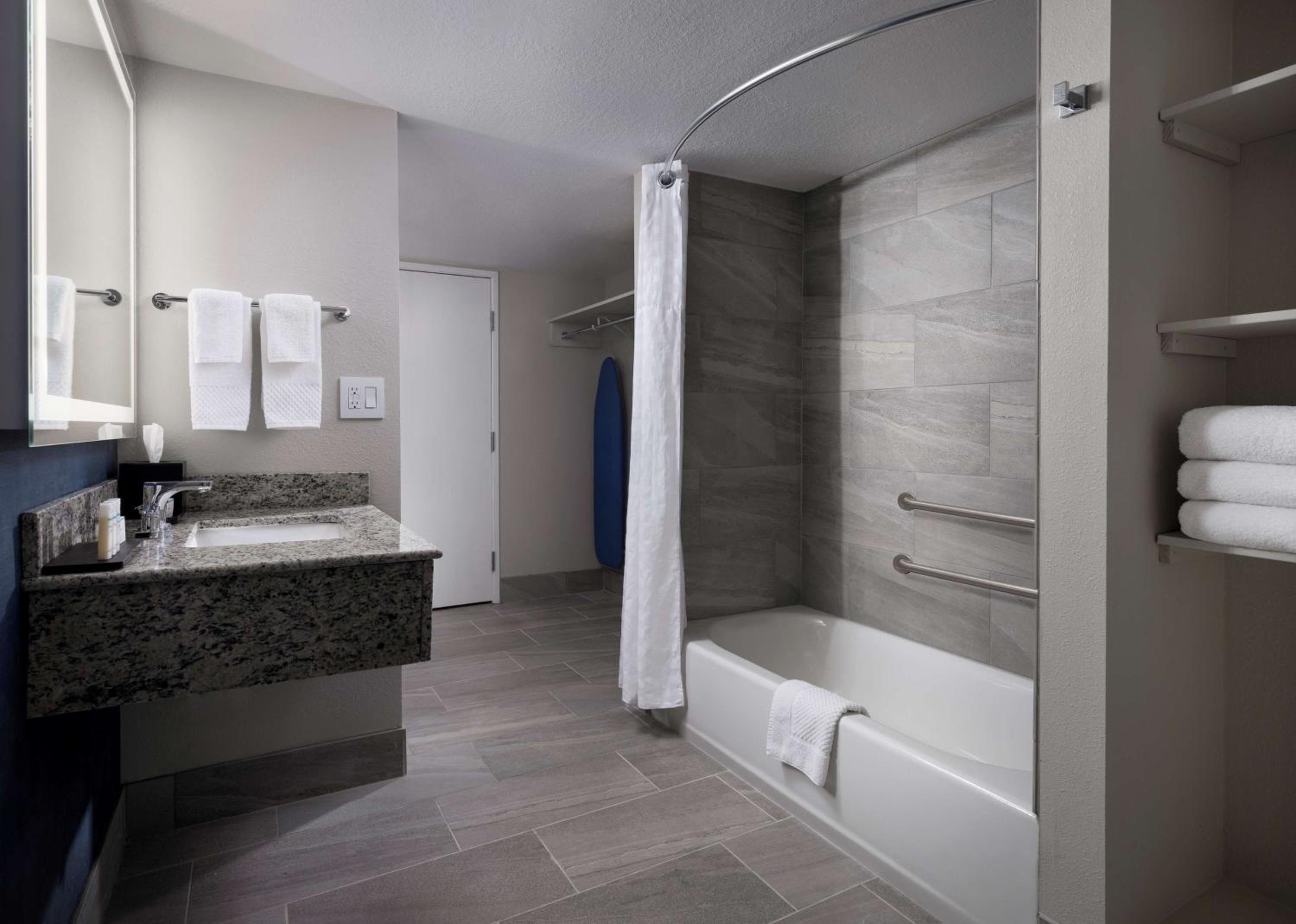 Queen Suite with Two Queen Beds - Mobility Accessible - Photo 2