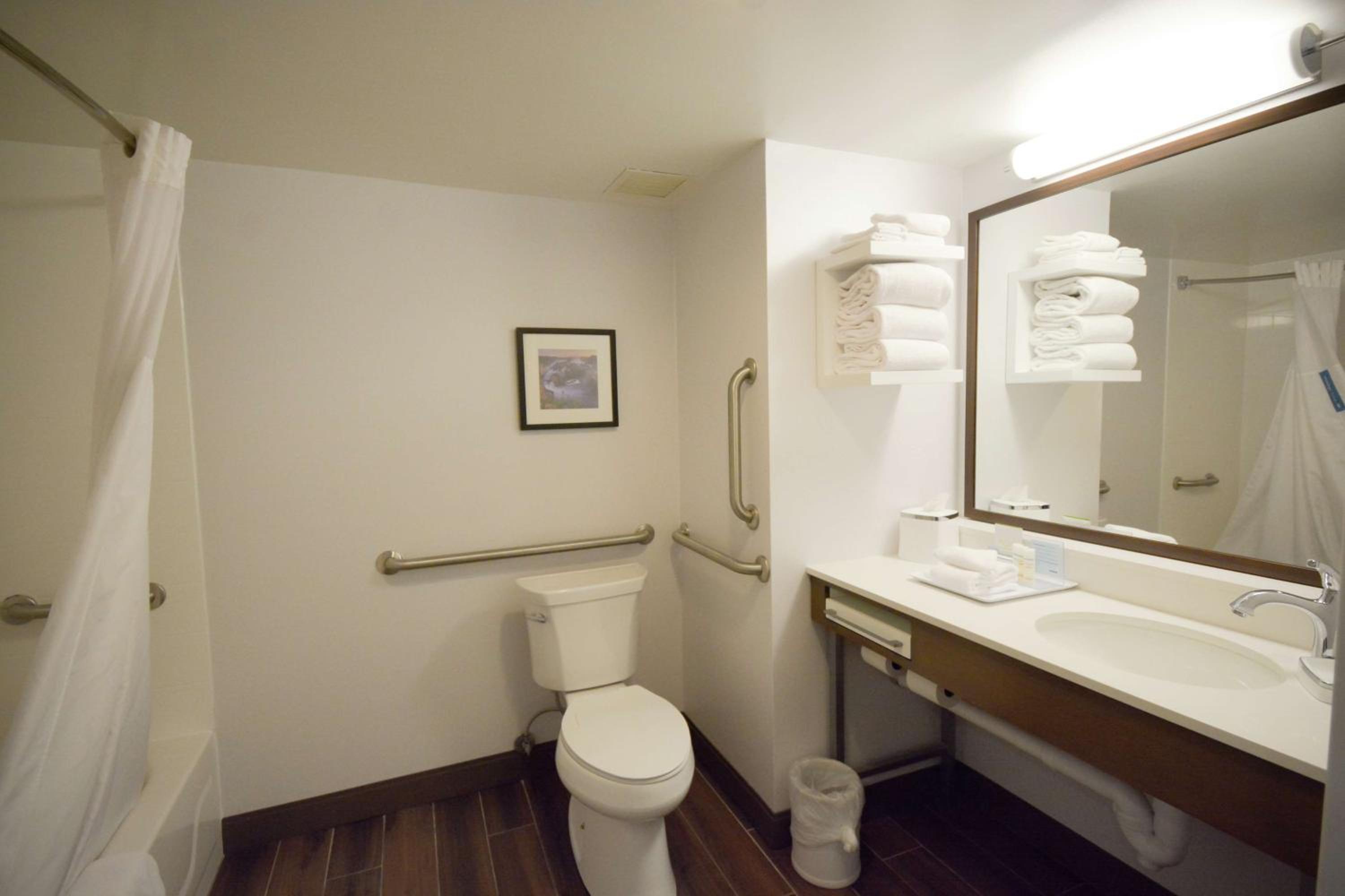 King Room - Mobility Access/Non-Smoking - Photo 2
