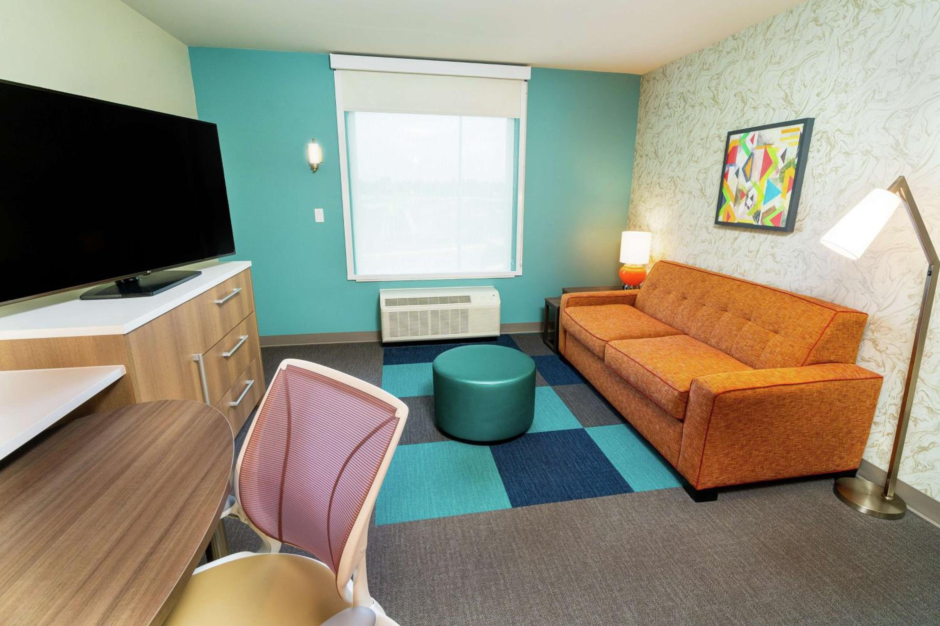 One-Bedroom King Suite - Non-Smoking - Photo 1
