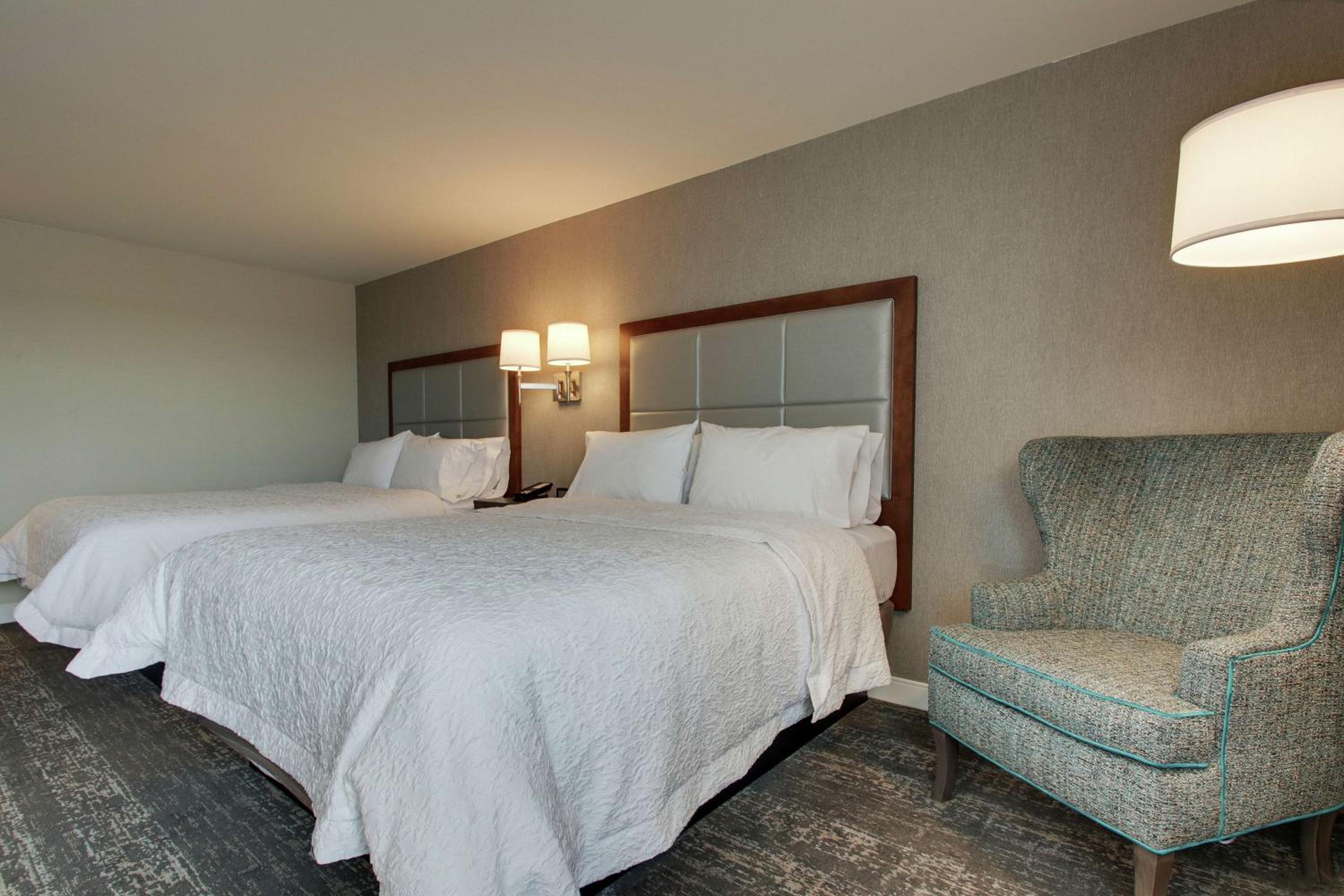 Queen Room with Two Queen Beds - Mobility and Hearing Access/Non-Smoking - Photo 1