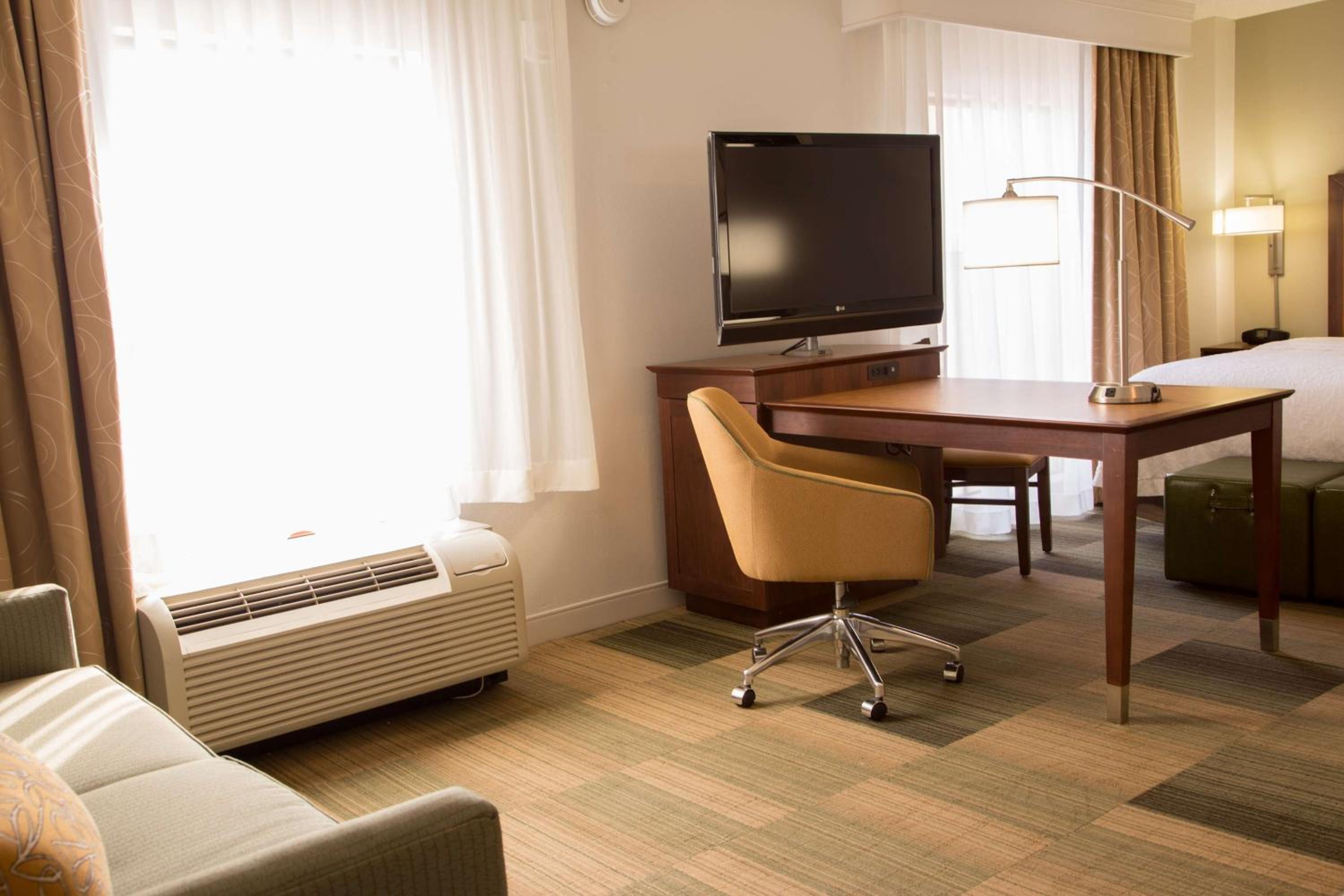 King Studio Suite - Non-Smoking photo 1