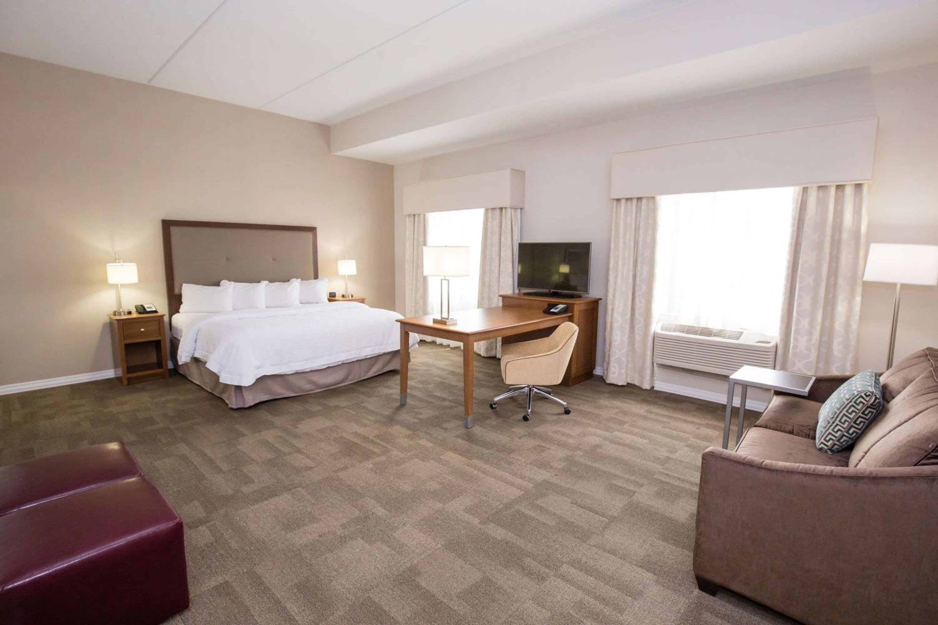 King Studio Suite - Non-Smoking photo 3
