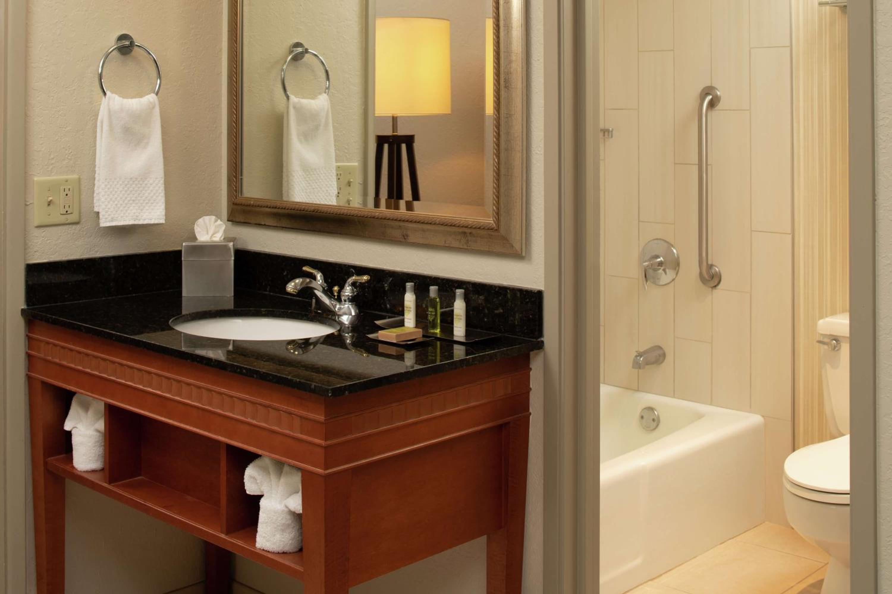 Non-Smoking Two Room King Suite - Photo 3