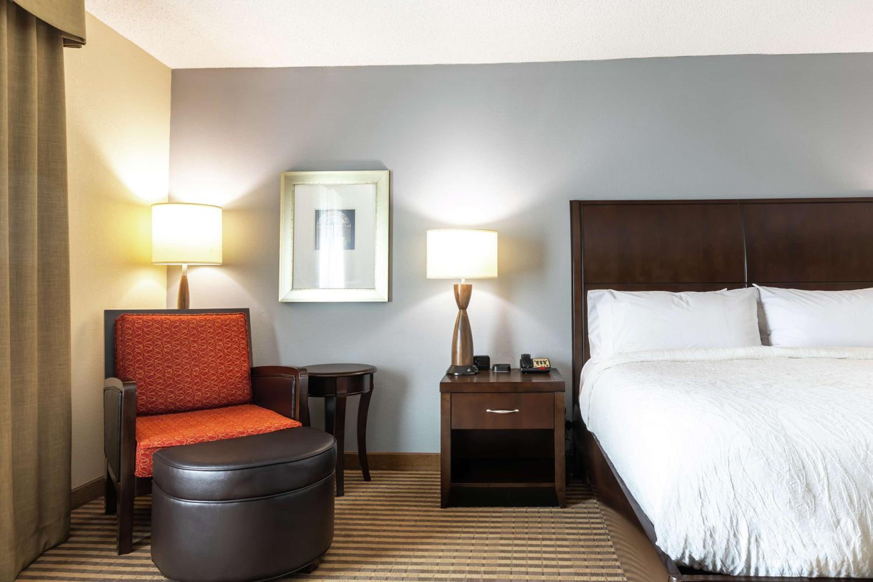 King Room - Hearing Access - Photo 1