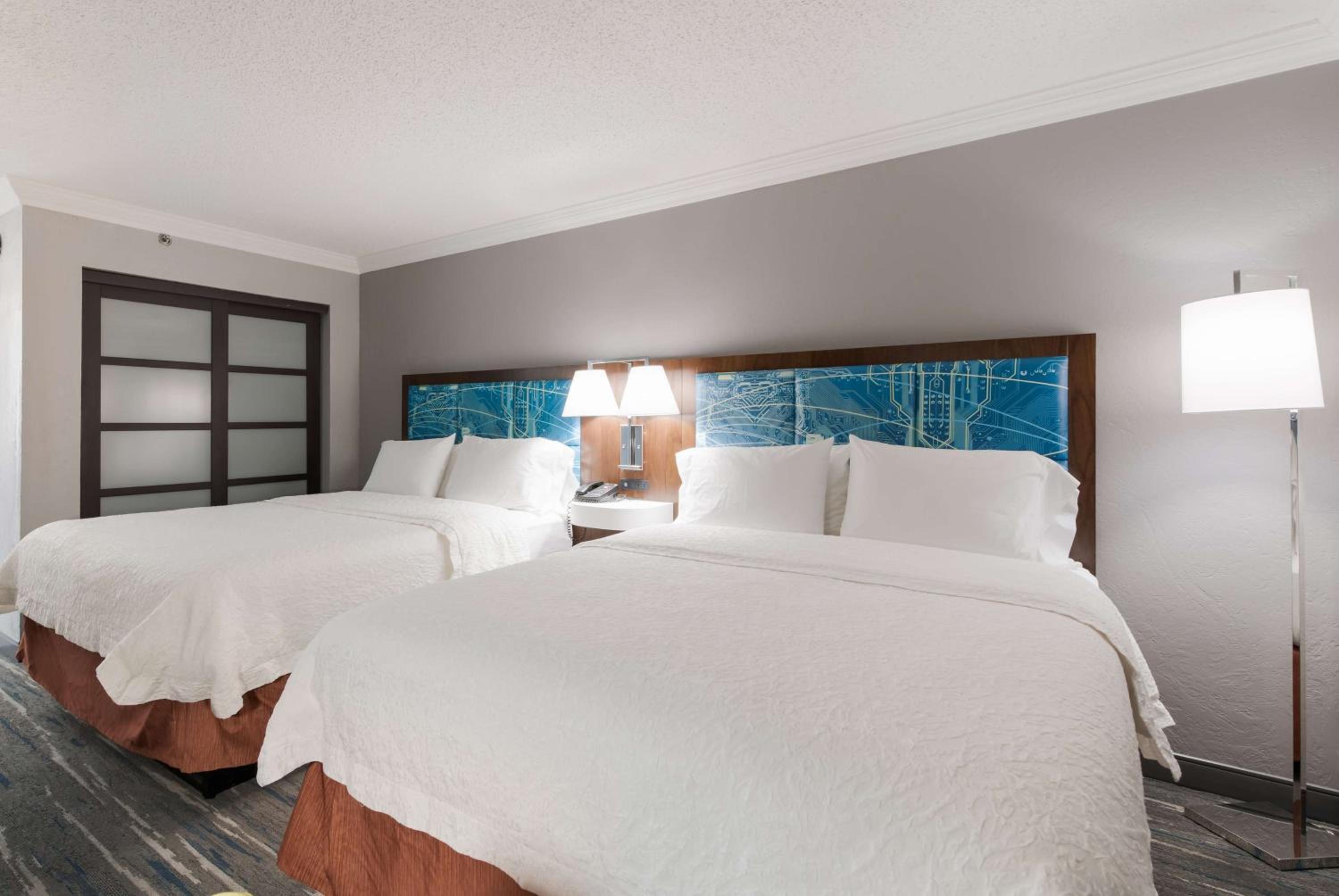 Double Room with Two Double Beds - Non-Smoking - Photo 1