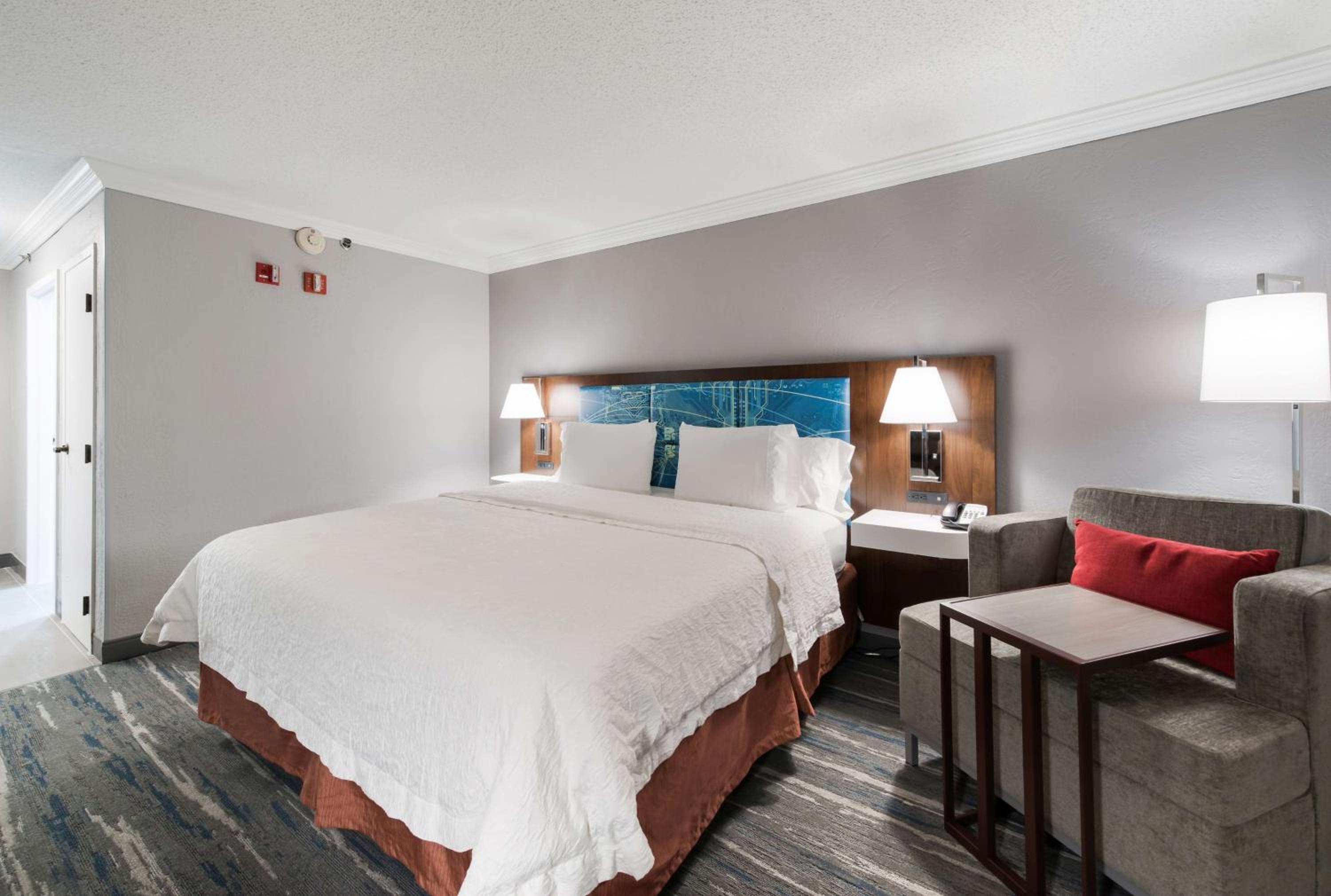 King Room - Mobility Access/Non-Smoking - Photo 2