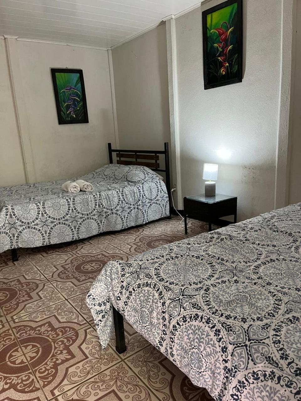 Standard Queen Room photo 1