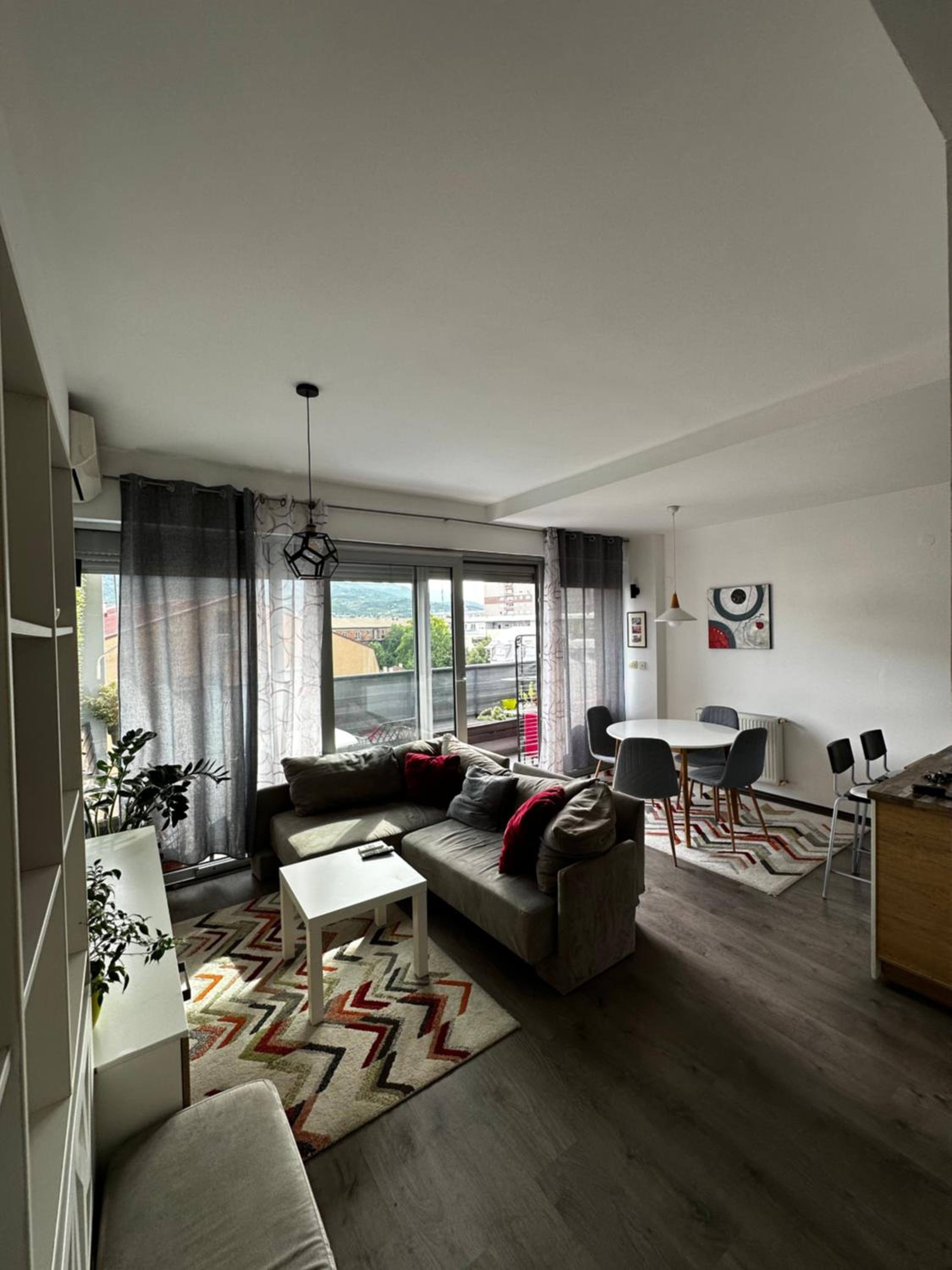 Three-Bedroom Apartment photo 1