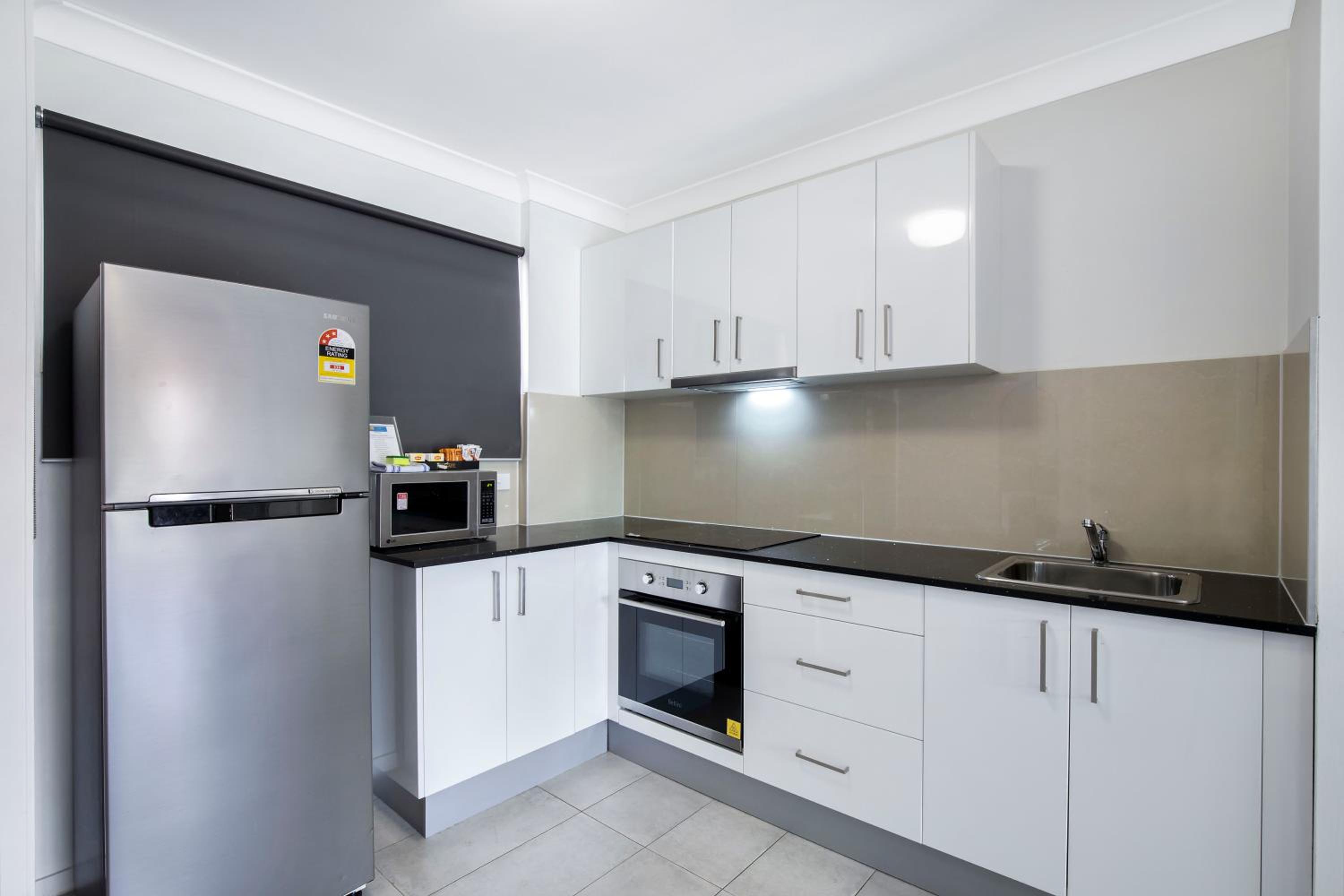 King Room with Kitchen Facilities - Non Smoking