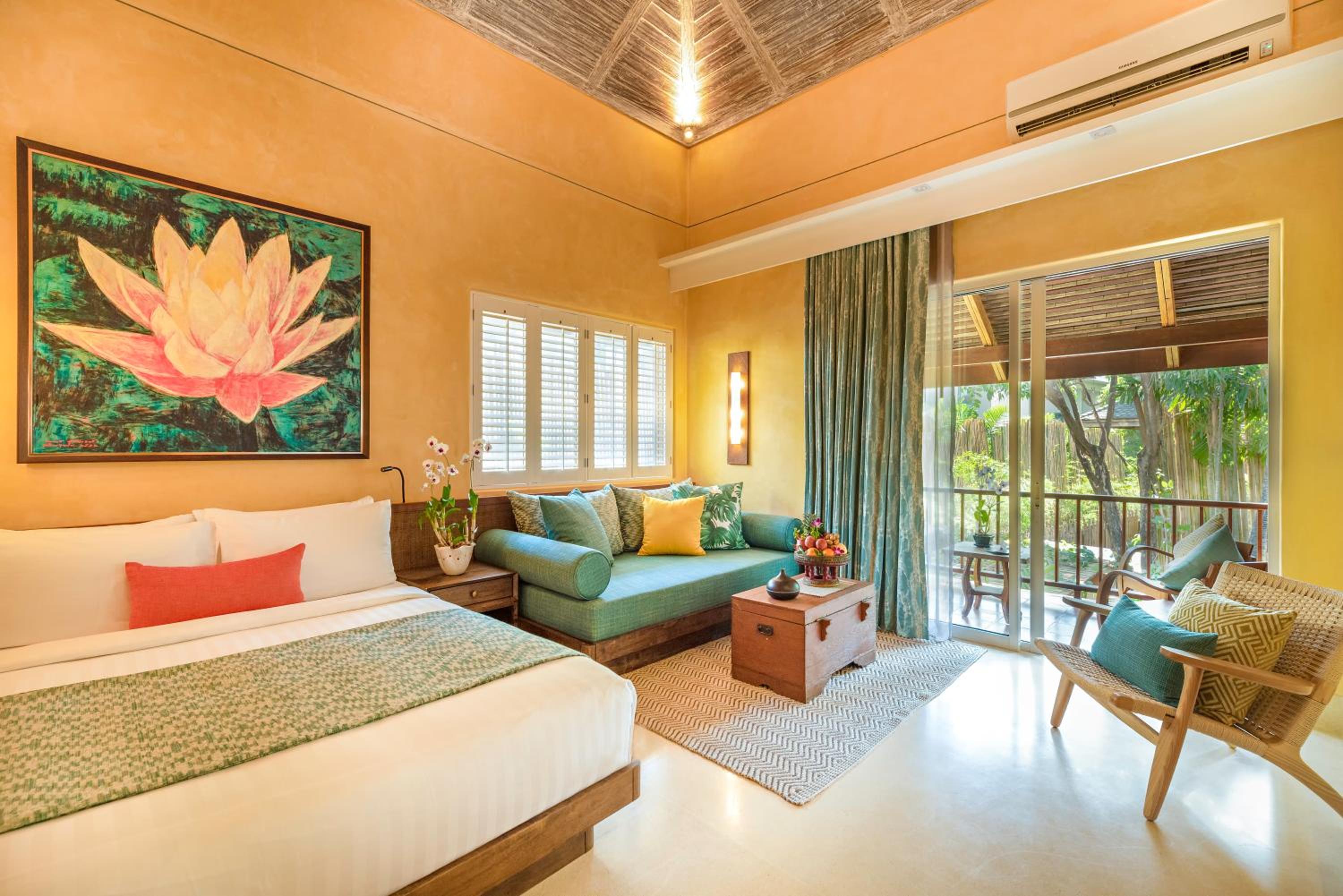 Boutique Village - Photo 1