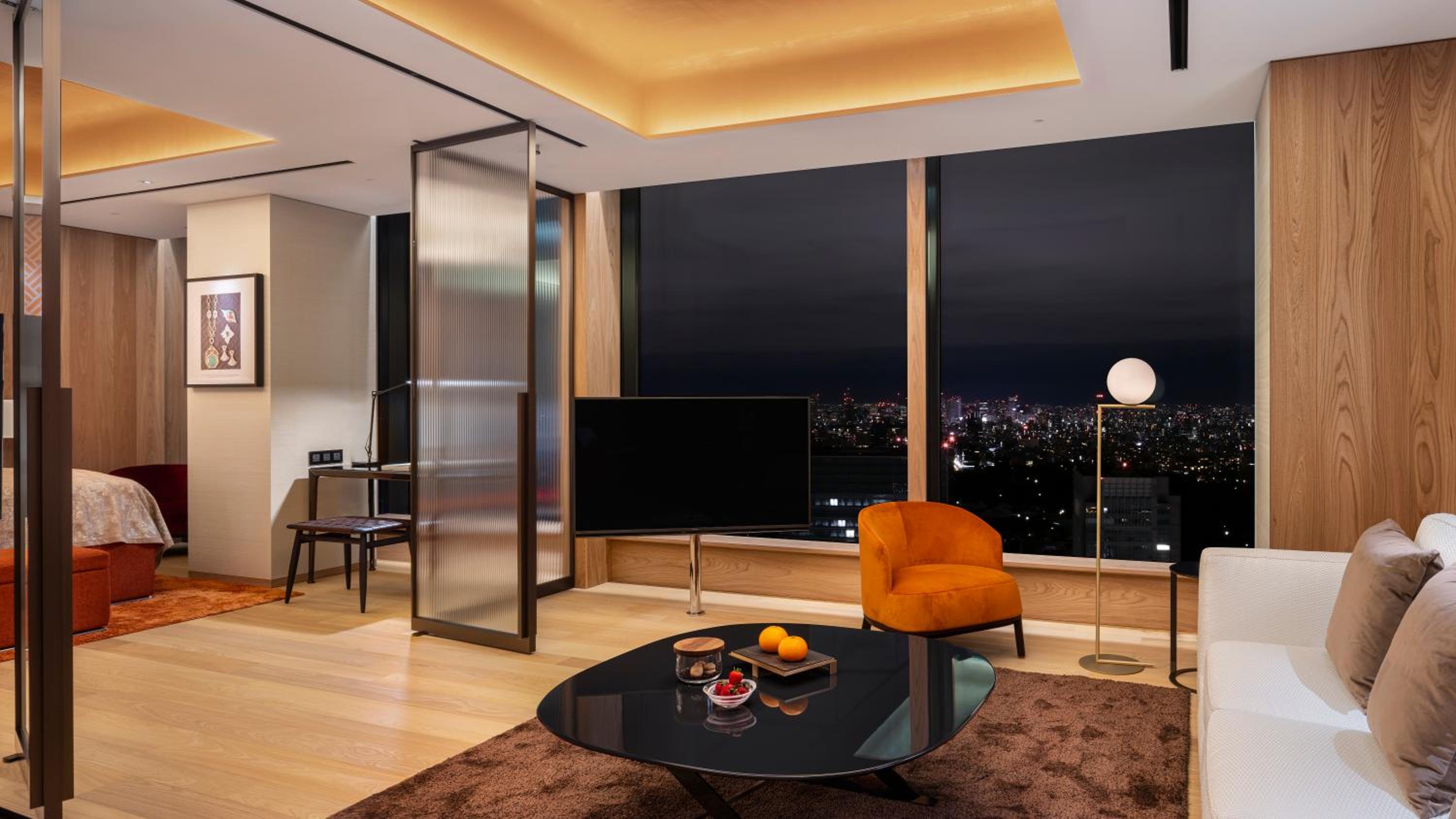 Junior King Suite with Garden View