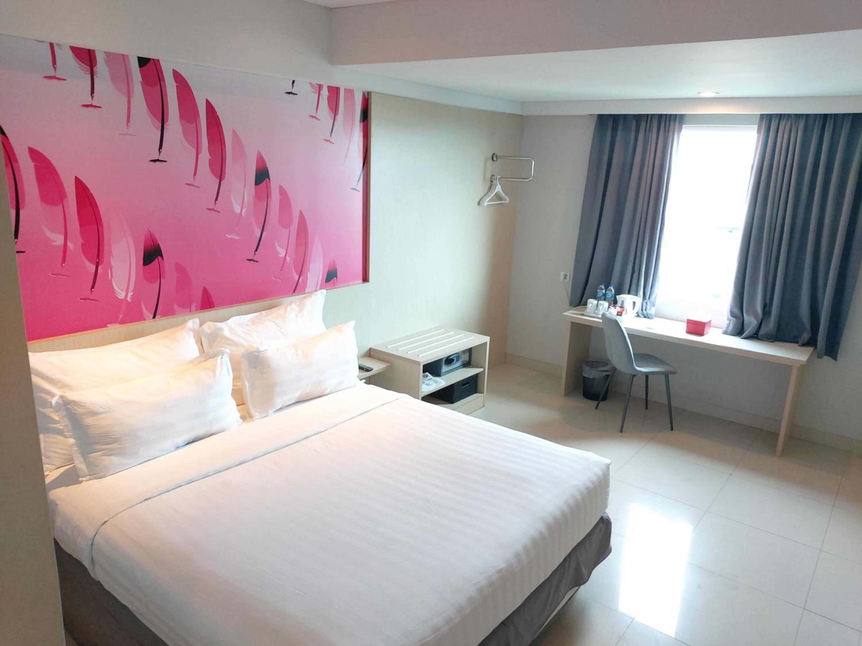 Deluxe Double or Twin Room photo 3