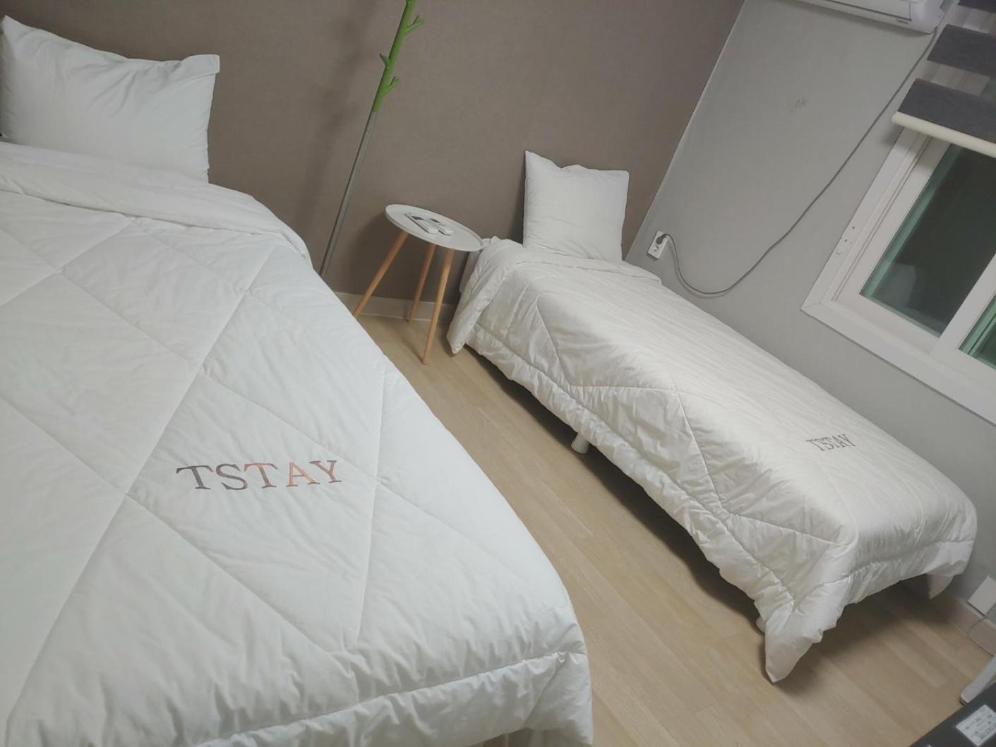 Twin Room - Photo 6