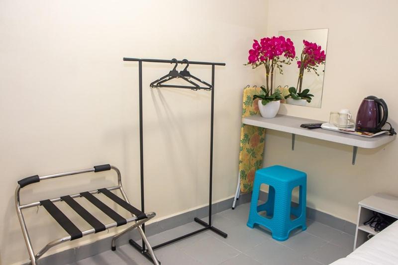 Deluxe Queen Room - Photo 4