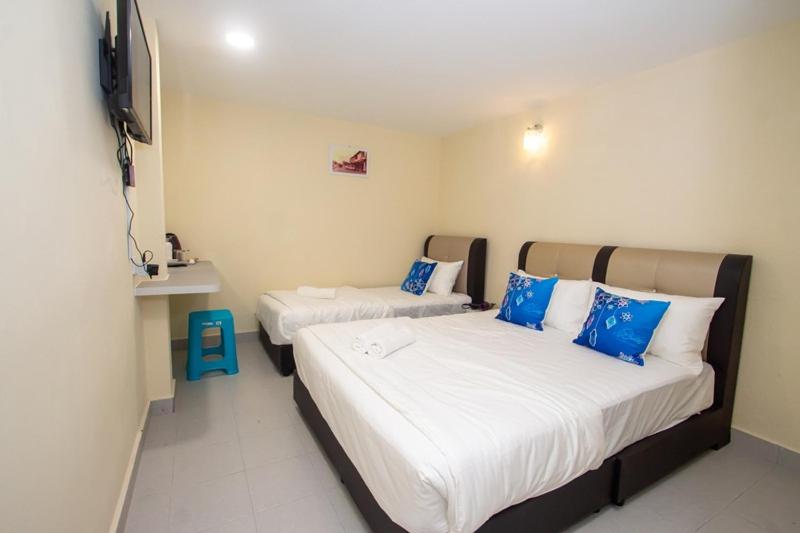Standard Family Room - Photo 1