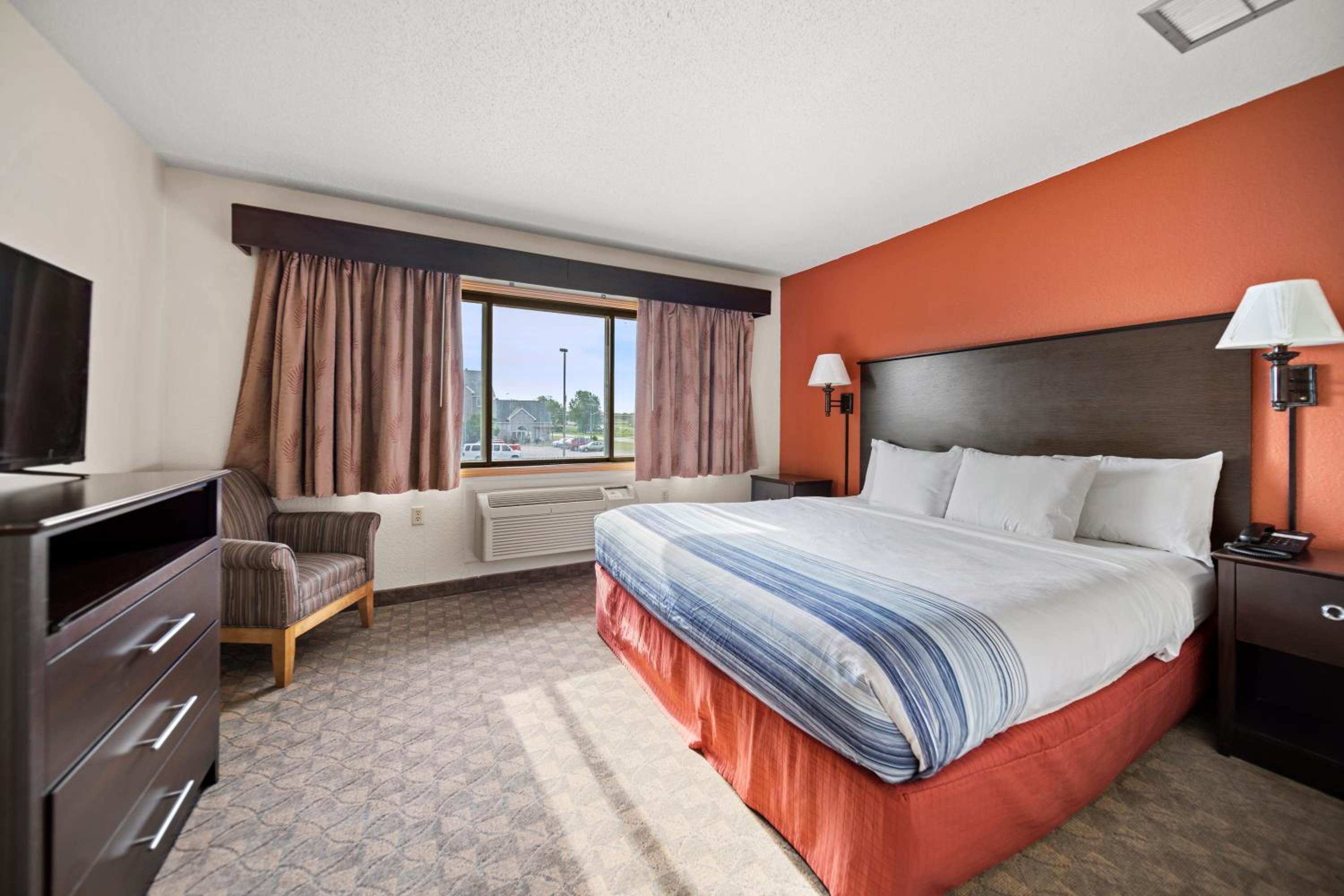 King Room - Mobility Access/Non-Smoking photo 1