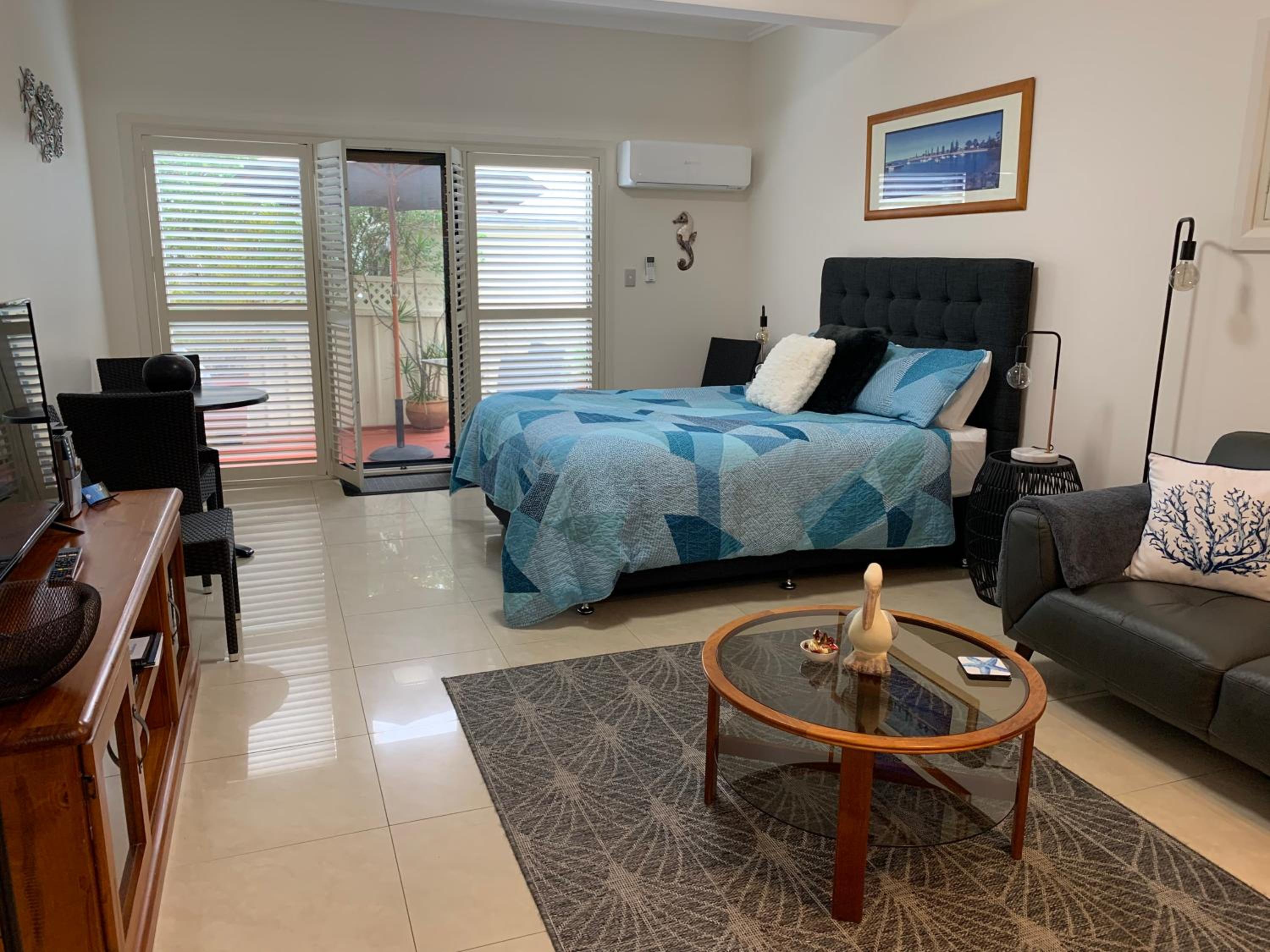 Studio Apartment