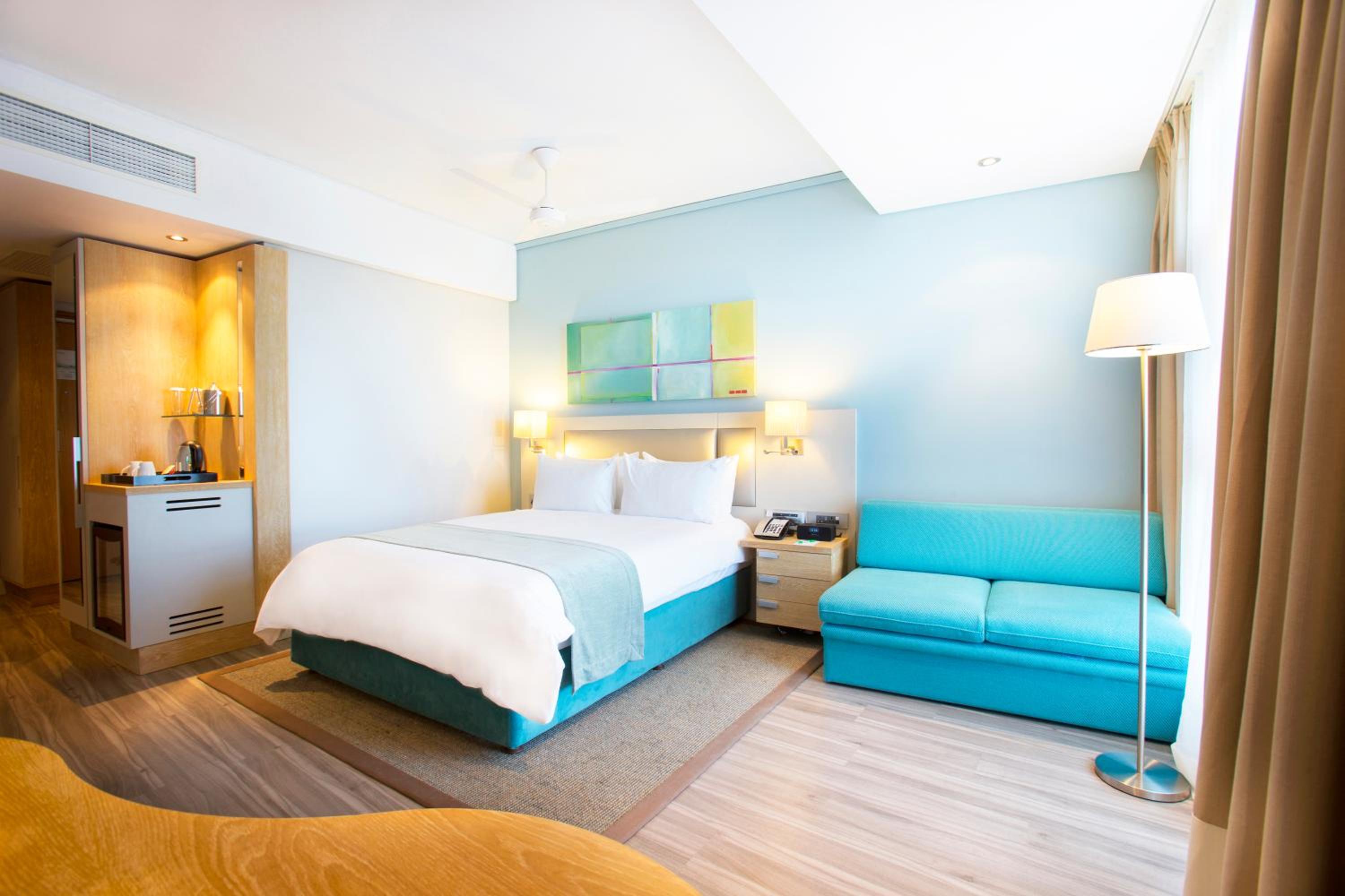 Standard Queen Room