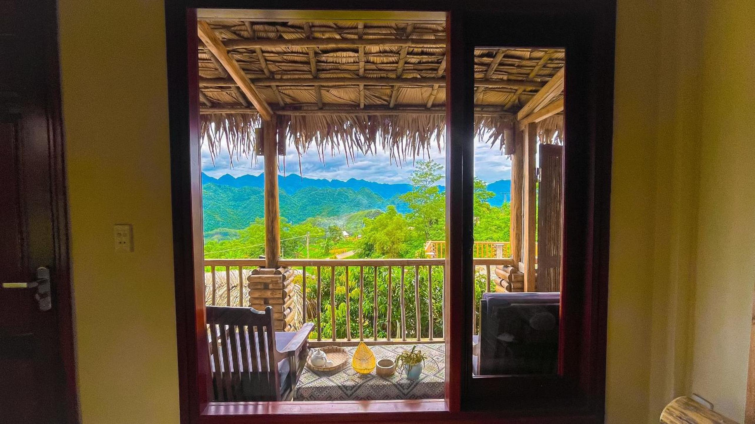 Triple Room with Balcony Mountain View - Photo 10